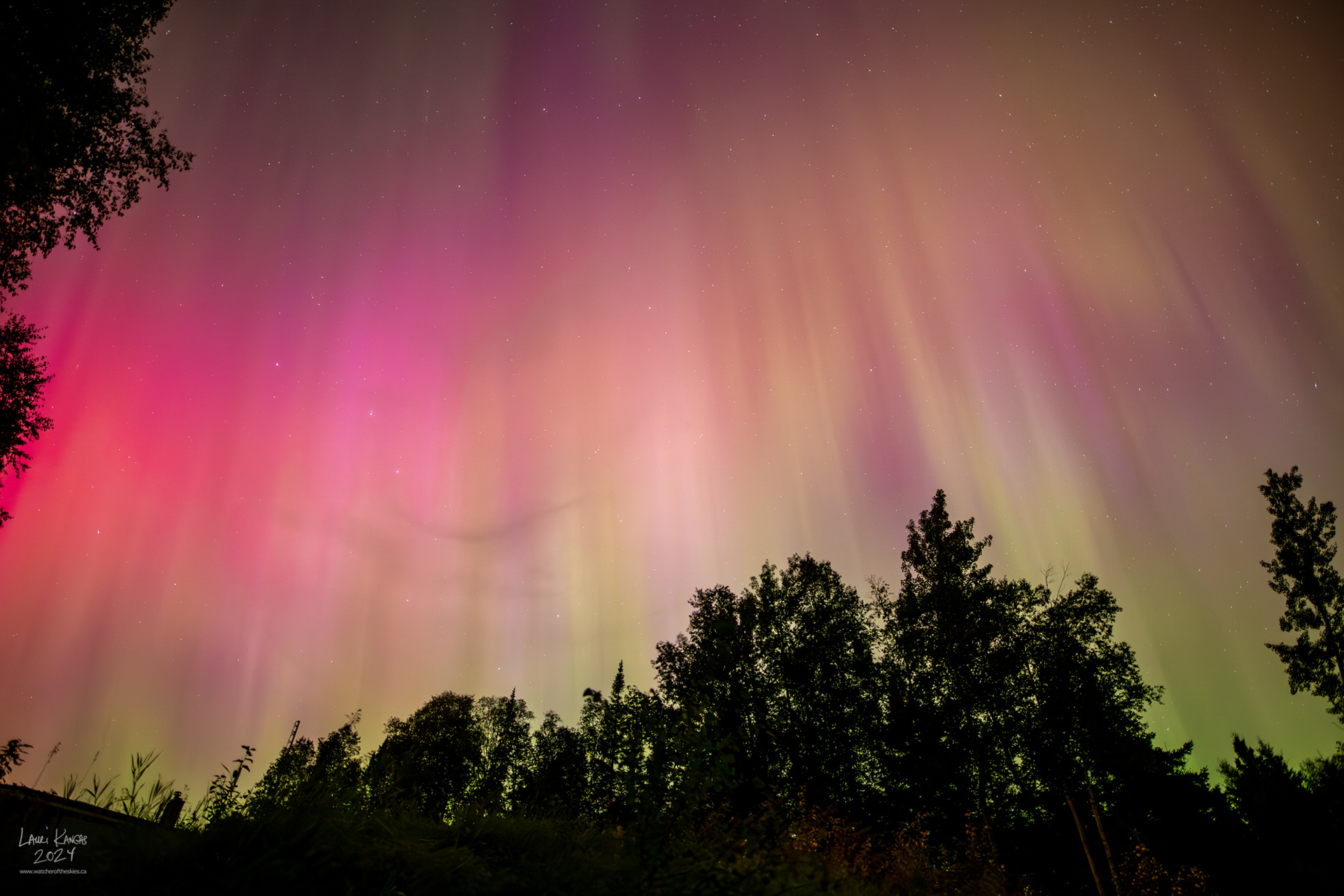 Strong G4 Aurora over Amethyst Bay on Lake Superior