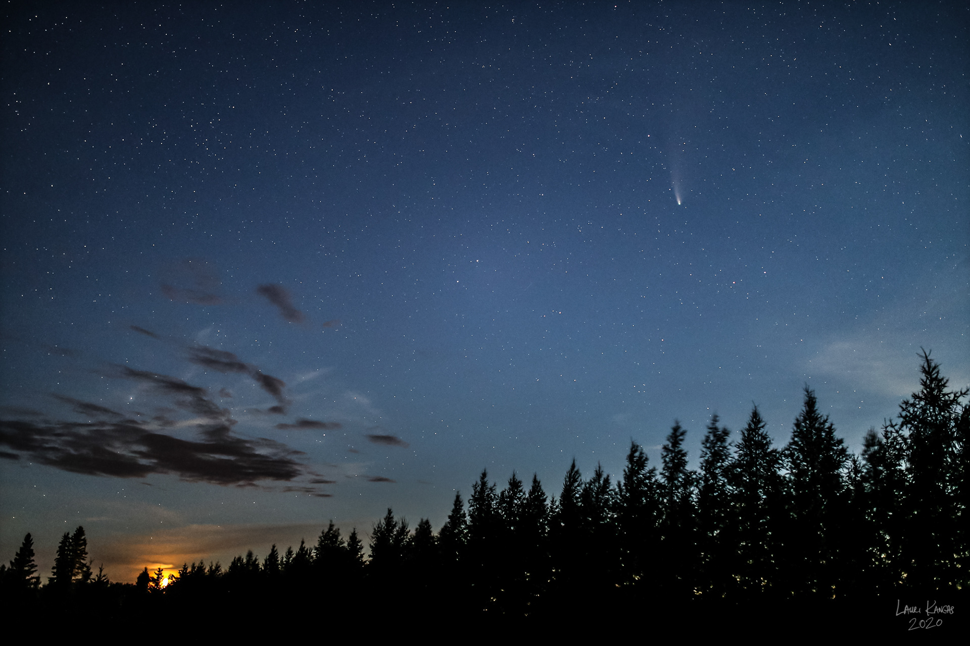 Comet NEOWISE at Sunset - July 24, 2020