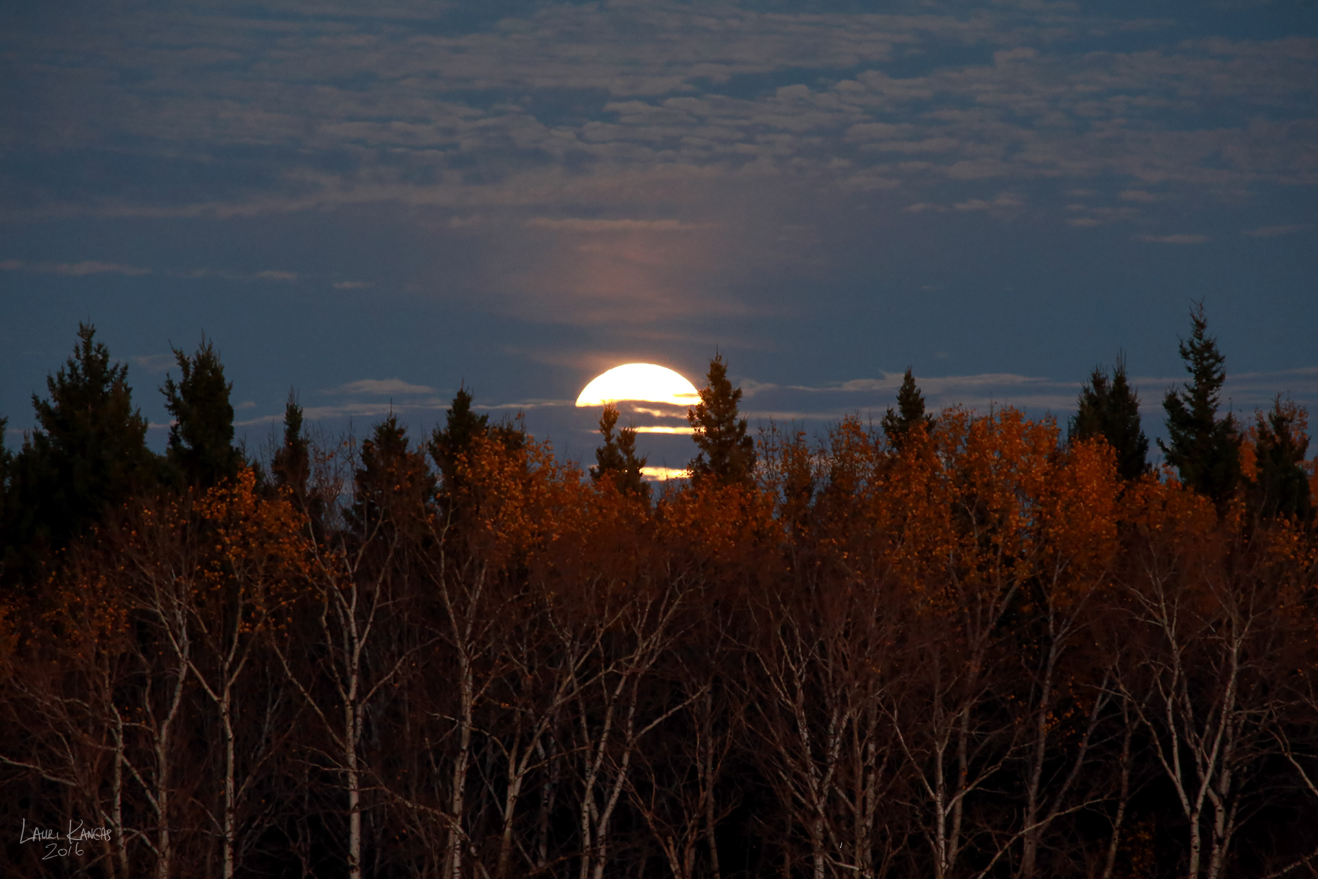 Full Hunter Super Moonrise - October 15, 2016