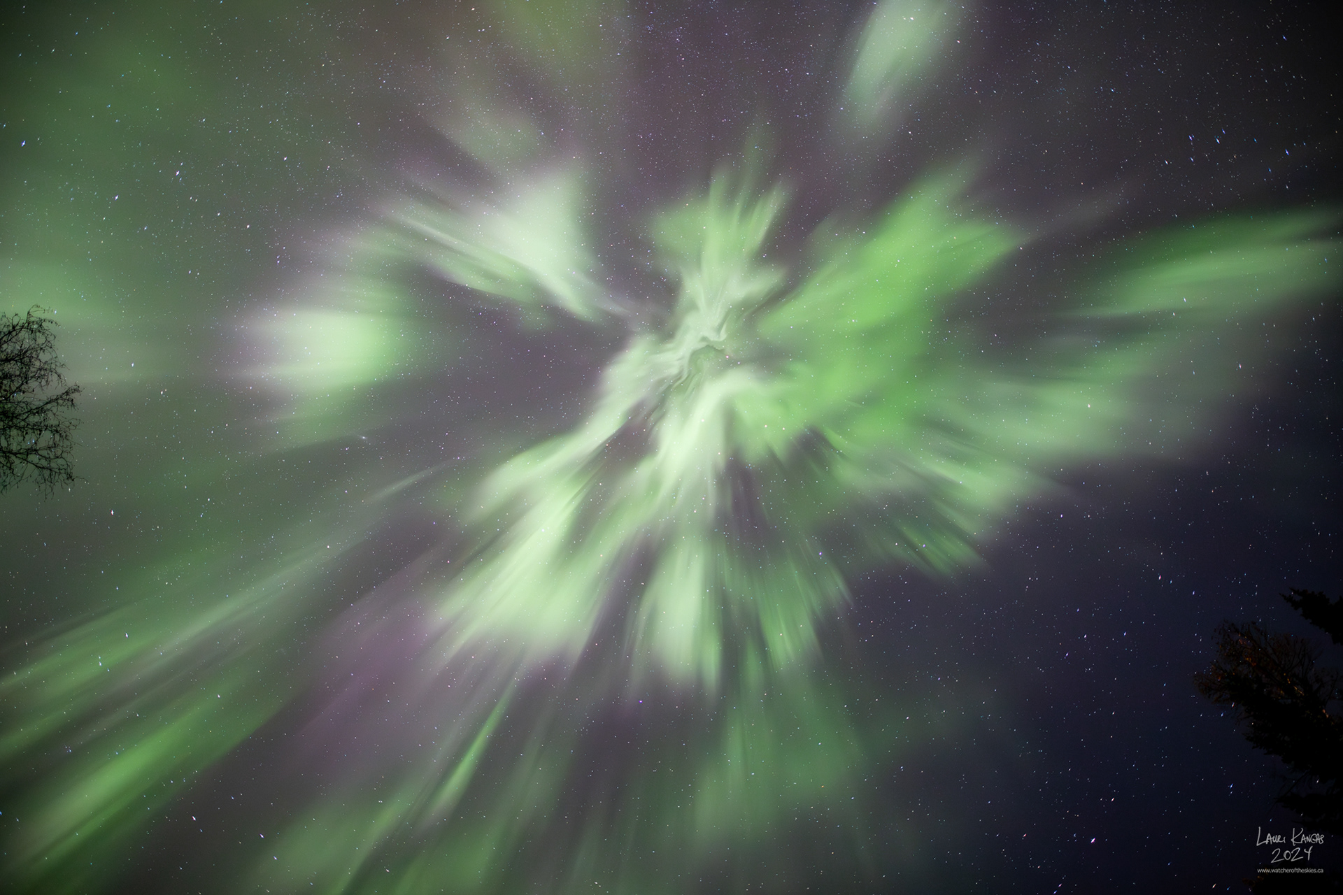 Green and purple corona during G3 storm