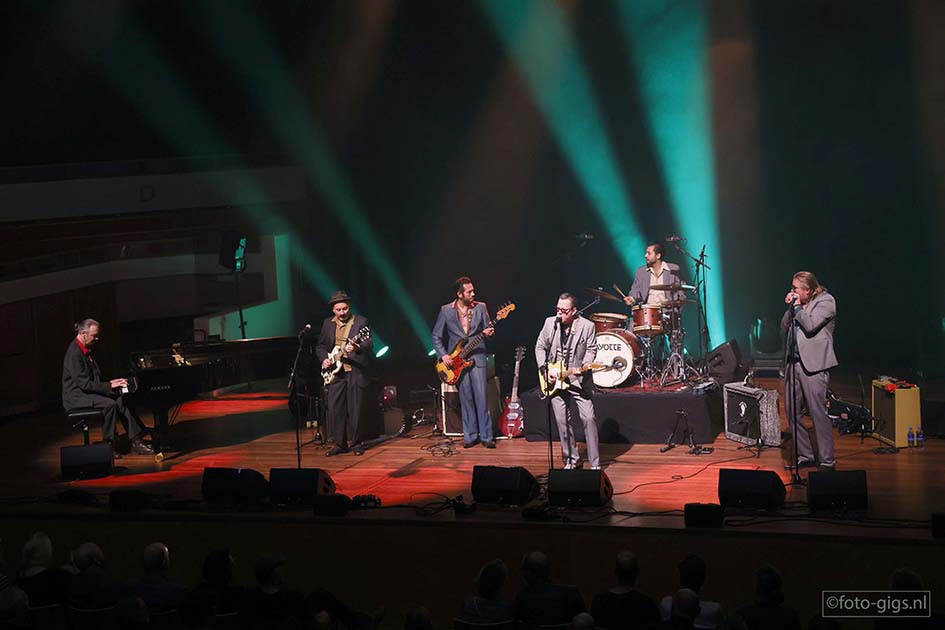 Ian Siegal presents Blues