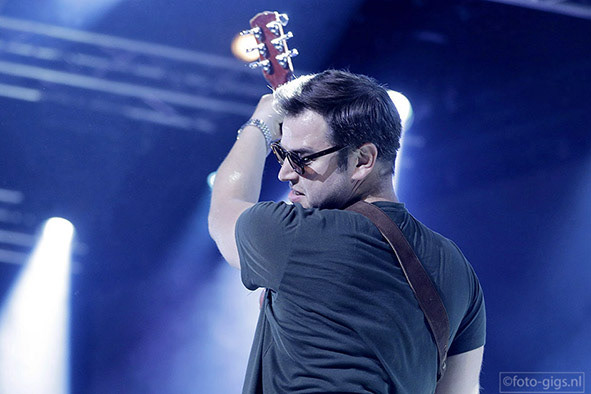 Eli " Paperboy" Reed