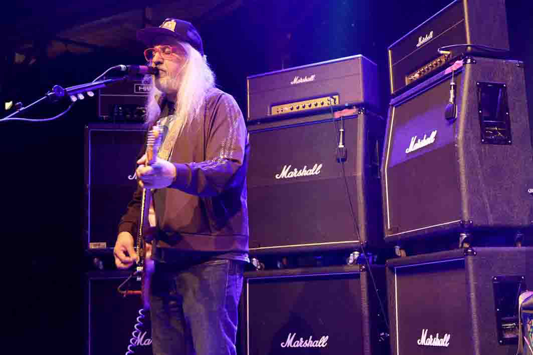 Dinosaur Jr