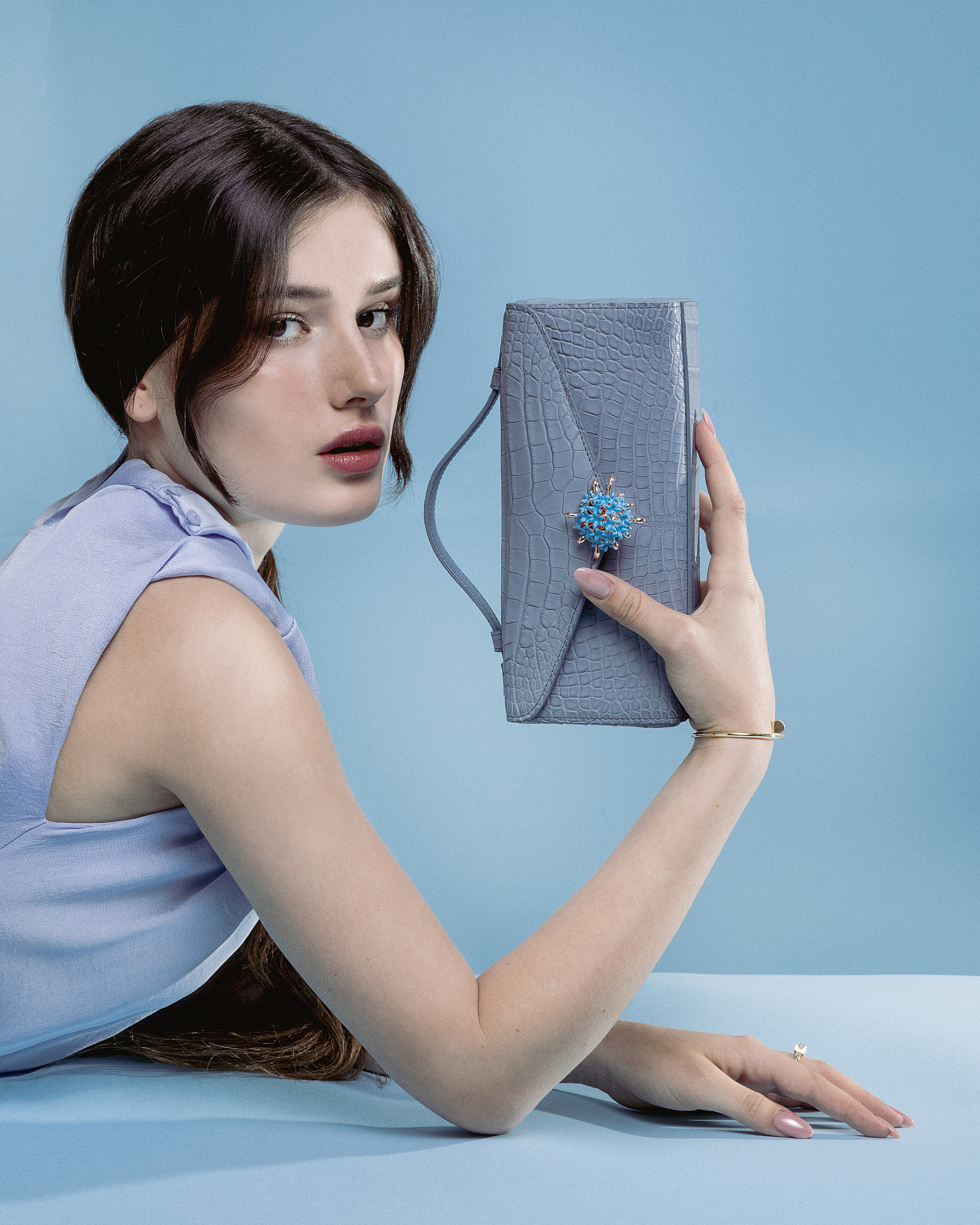 ABEILLE ALLEGRA AD