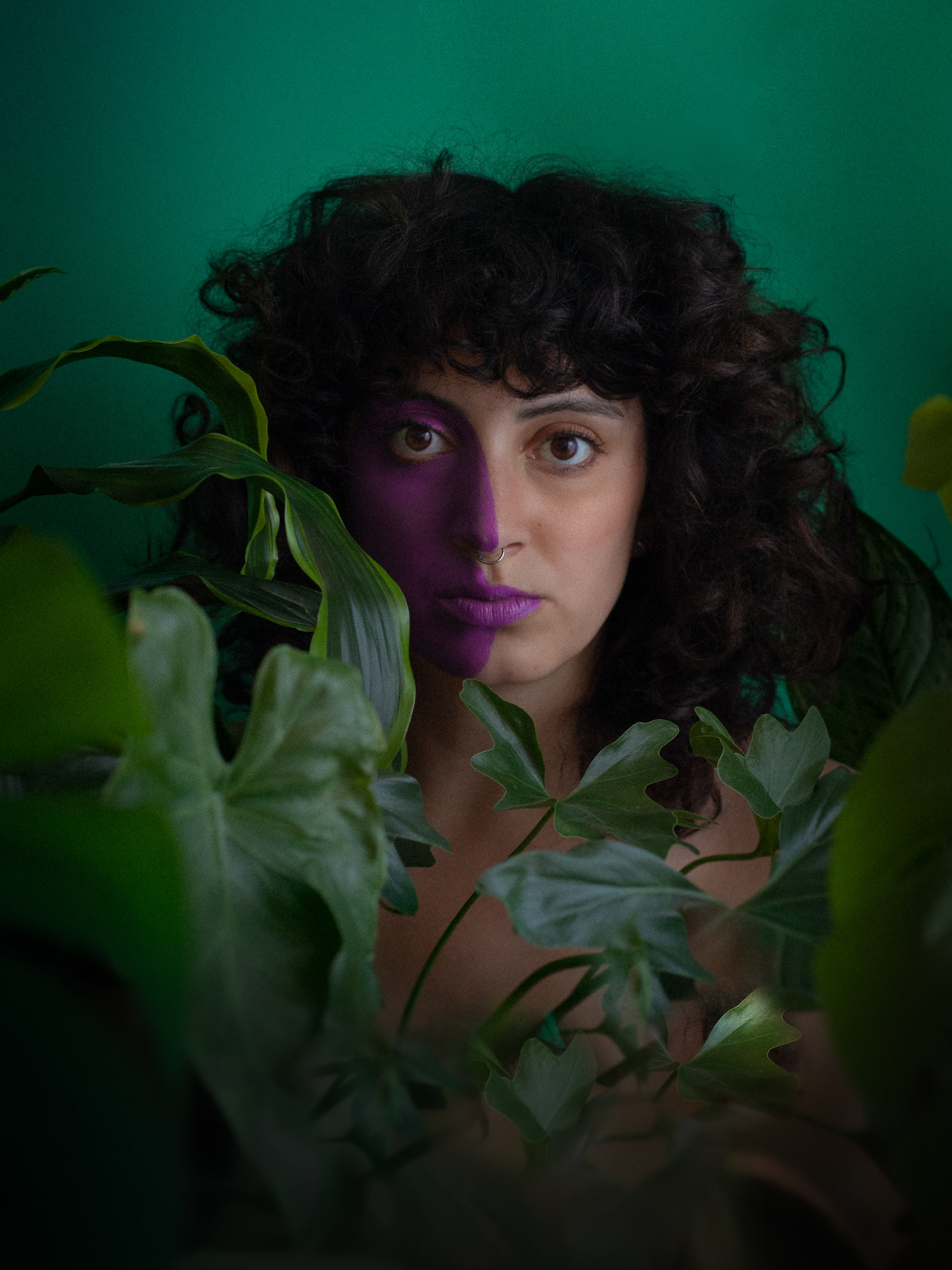 Autorretrato con plantas (2021)
