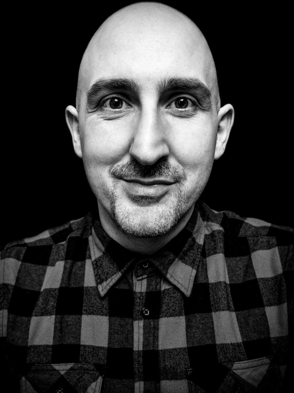 Robert, Croatia. Living in Warsaw since February 2017. Scriptwriter - Film Director & Founder of Film Inkubator Warsaw.