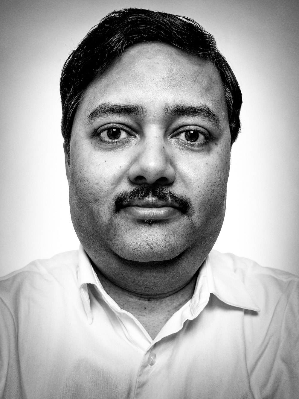 Dilbag, Lucknow, Uttar Pradesh, India. Living in Warsaw since January 2019. Ayurvedic Doctor, M.D. (Ayu.) Specialist of Panchakarma (Ayurveda-Detox).