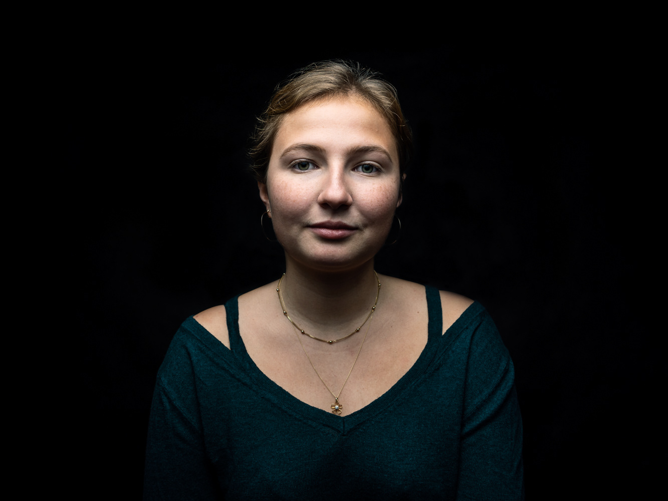 Alexandra - Greek/French living whole life in Belgium, Brussels. Living in Warsaw since October 2018. Volunteer in a center for disabled children specialise with hippotherapy.