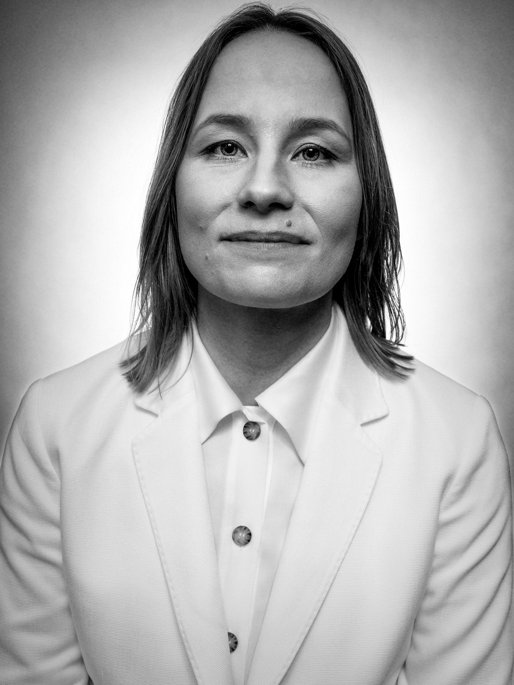 Dorota, Born in Kuwait, raised in United States Of America. Worked/Volunteered in USA, UK, UAE, Austria, India, Lithuania, Haiti. Living in Warsaw since 2010. Teacher Of Meditation, Yoga and Breathing Techniques.