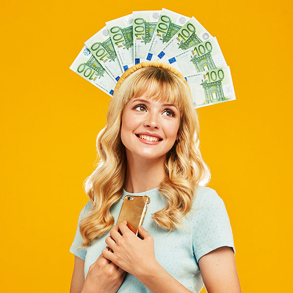 1ère Assistante Décoration, Angèle "Brol" par Charlotte Abramow /brol