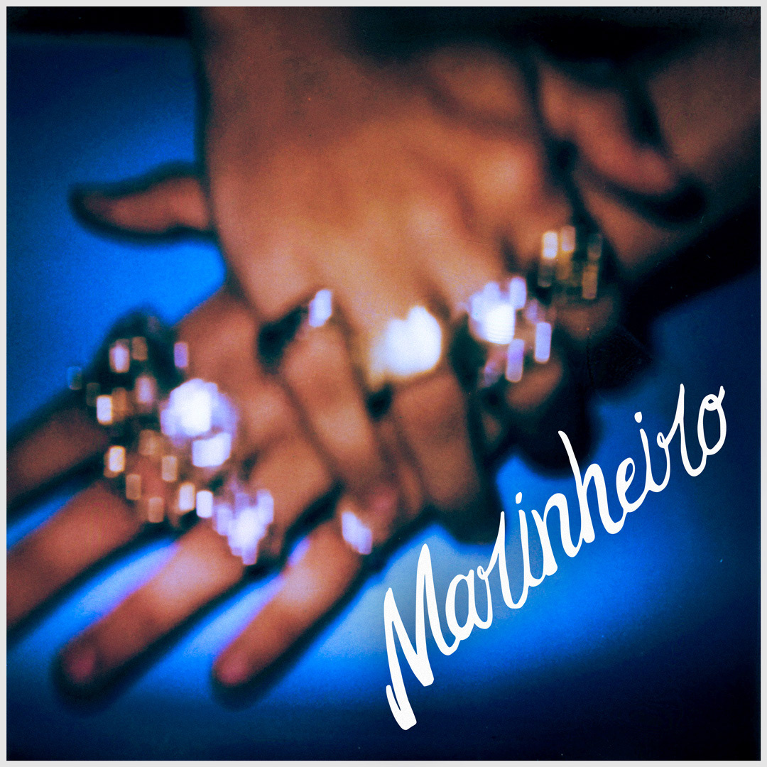 PEÇA–2024–002 Capa de single “Marinheiro” — Luiz Barata