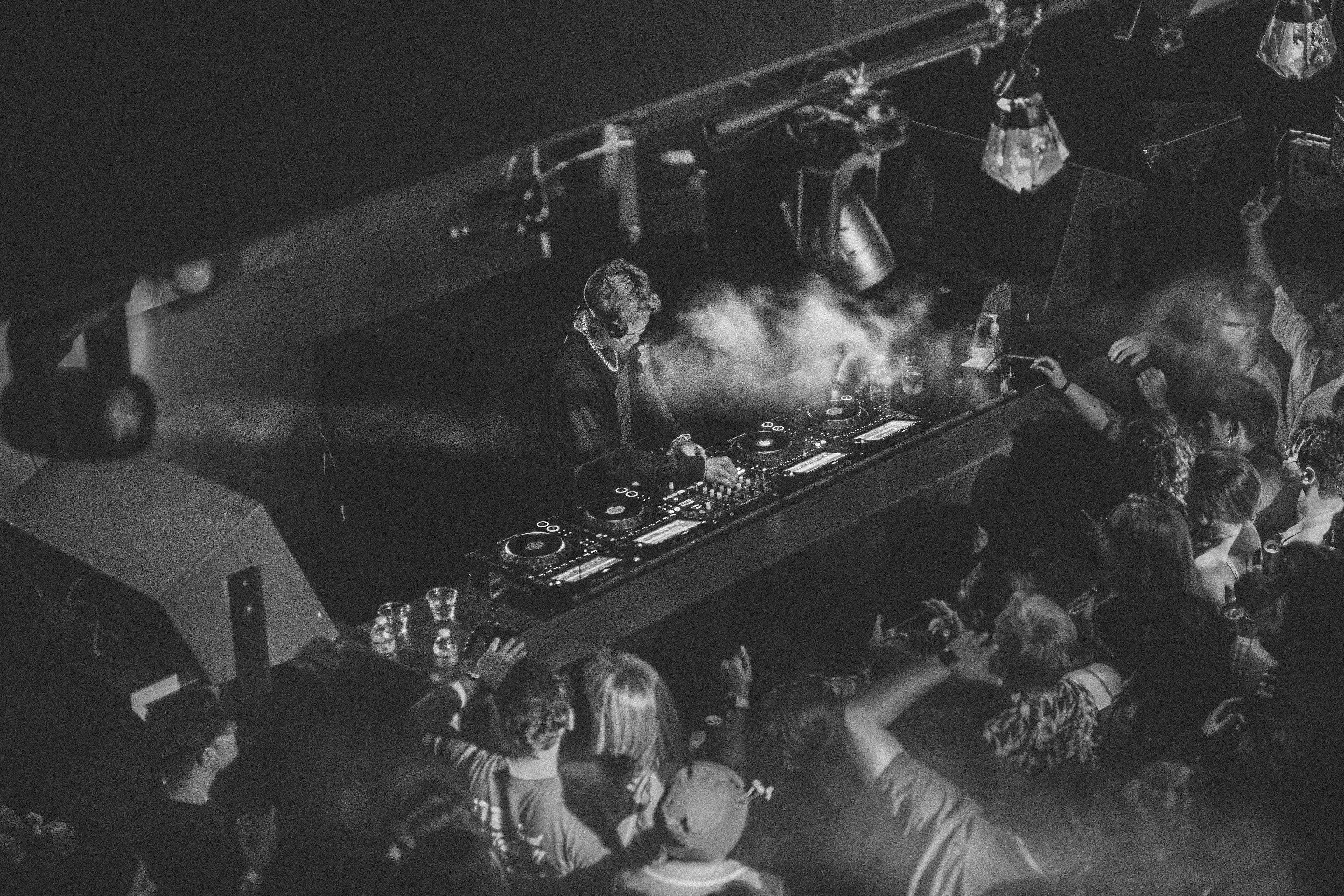 MYRNE, 1015Folsom SF
