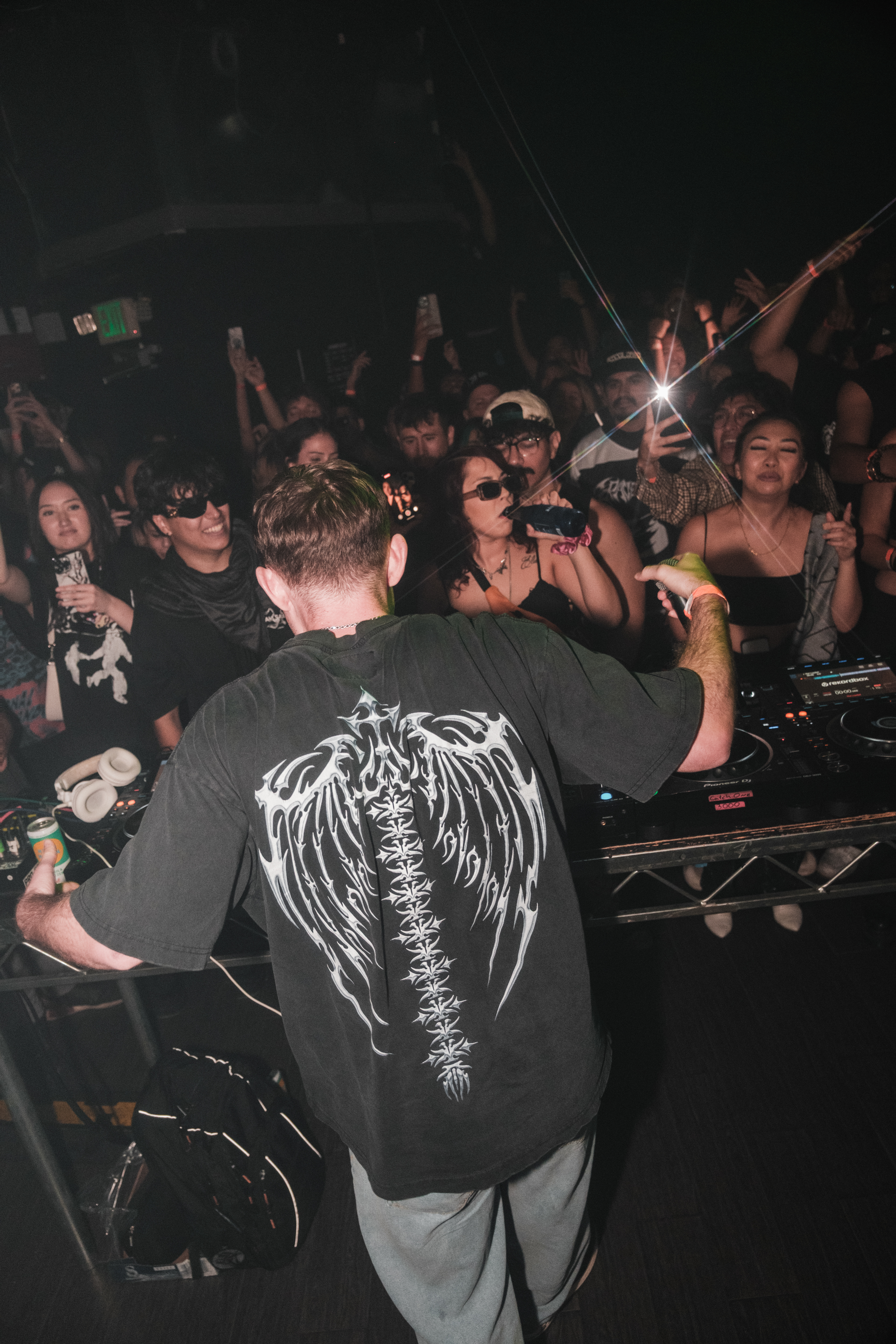 AVELLO, CatchOne, LA