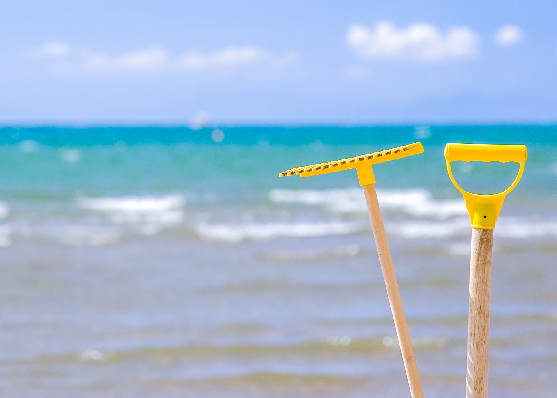 Schaufel und Rechen, Mittelmeer, Strand, Spielen