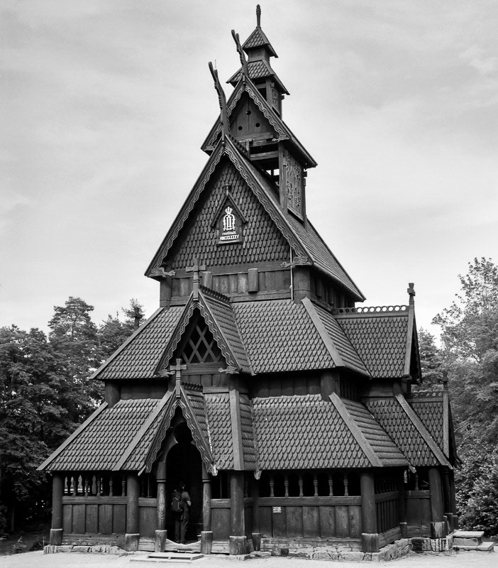 Stavkirke, Oslo - Noruega (Gelatina de Plata tonificada al selenio)