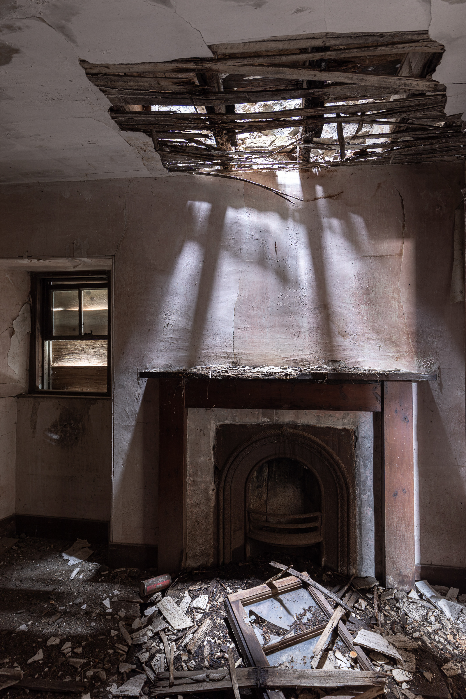 2. Concealed Downlighting