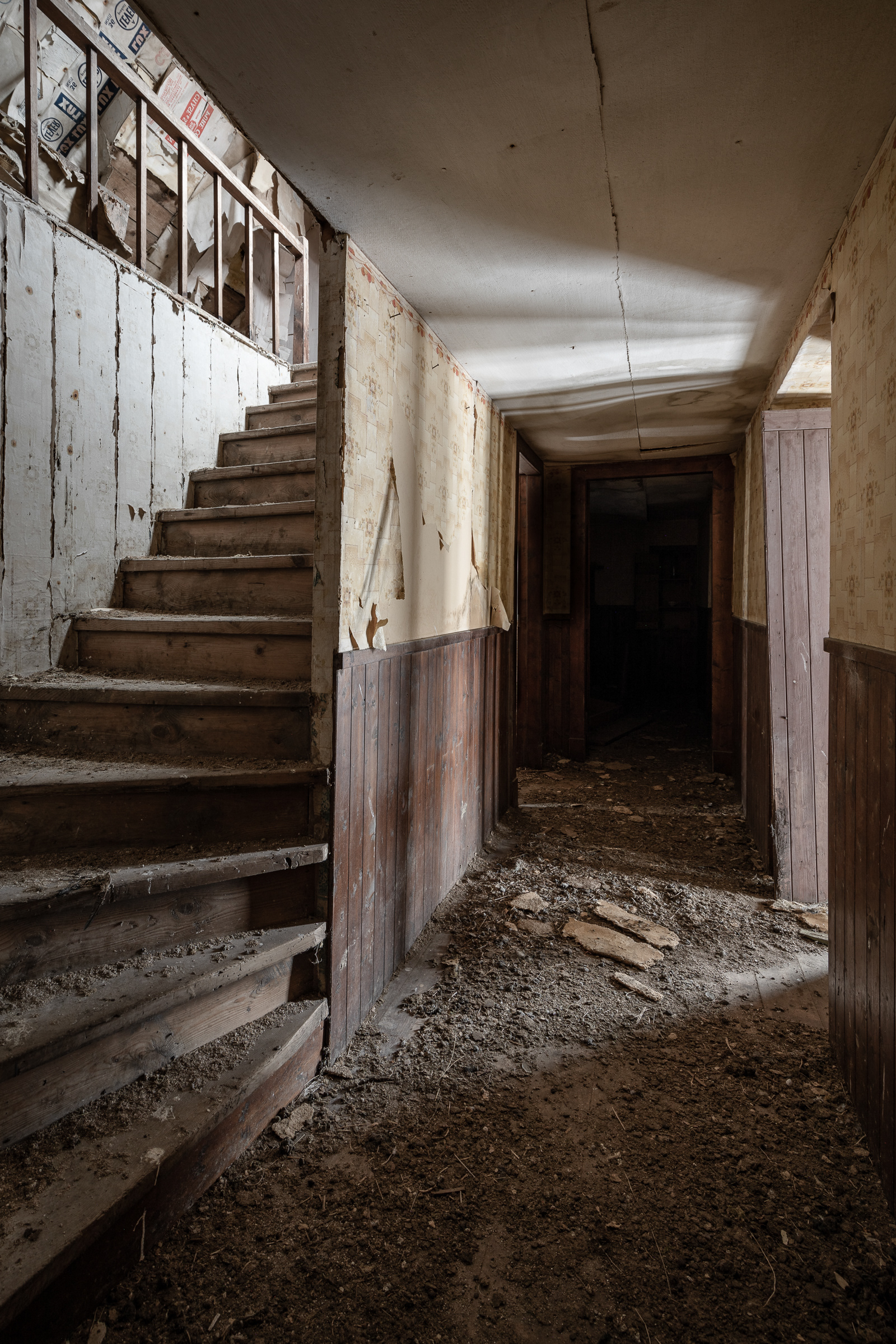 1. Bright Entrance Vestibule