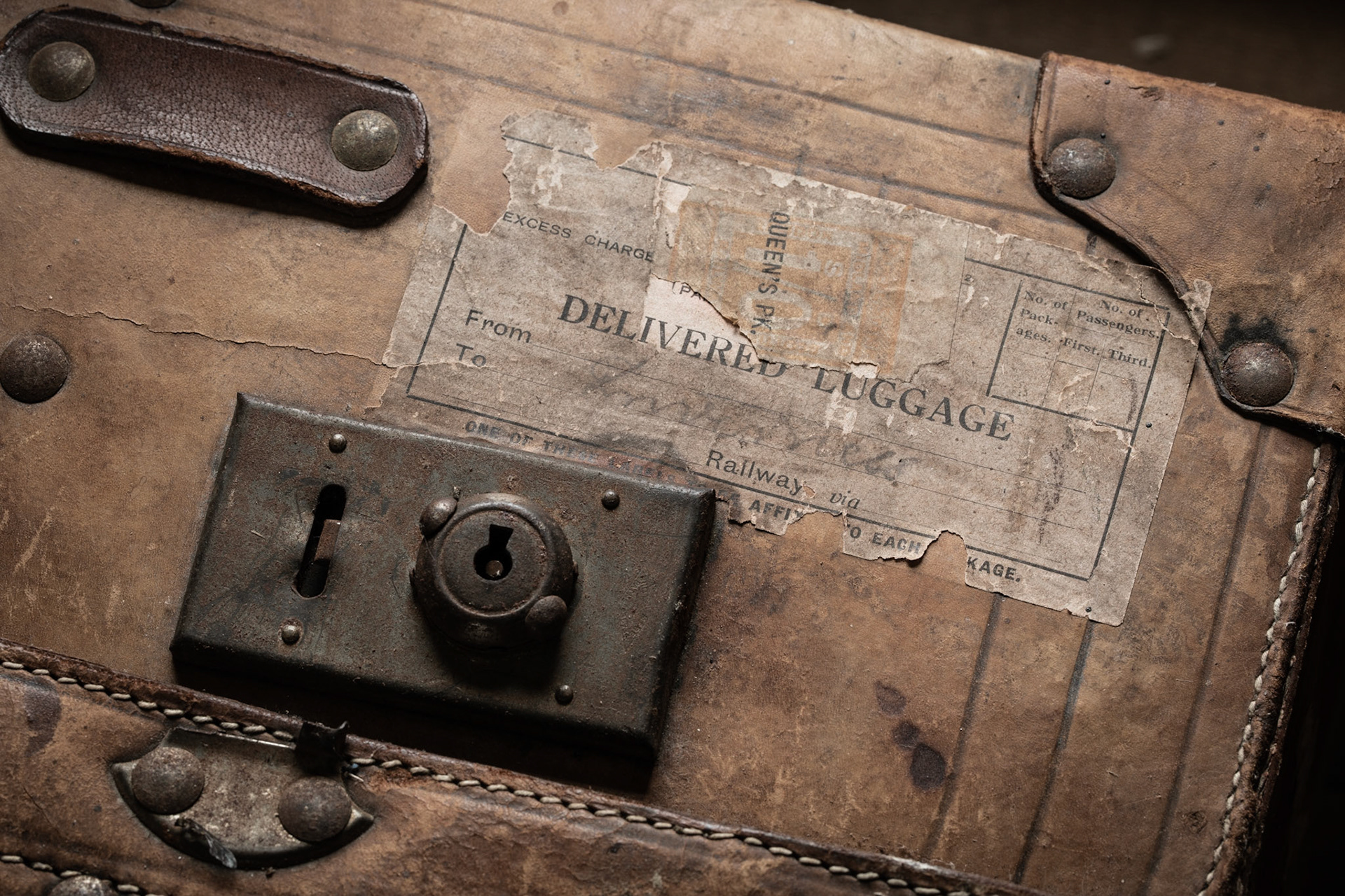 Leather suitcase & luggage label