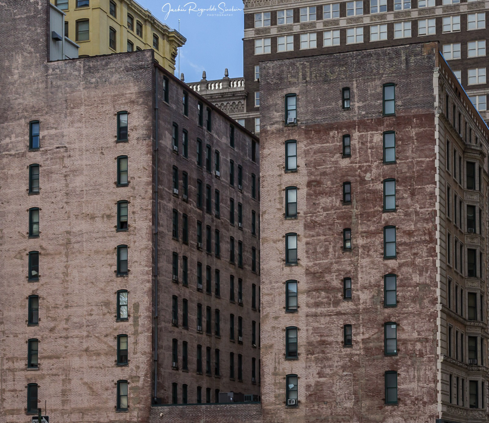Pine St, St Louis