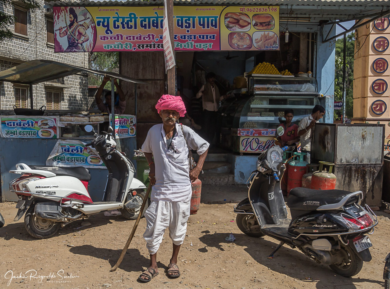 On the road to Udaipur
