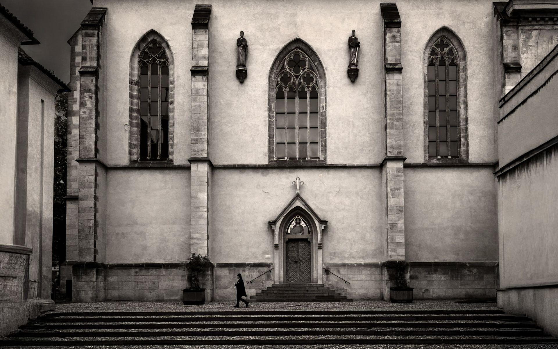 Leaving The Abbey