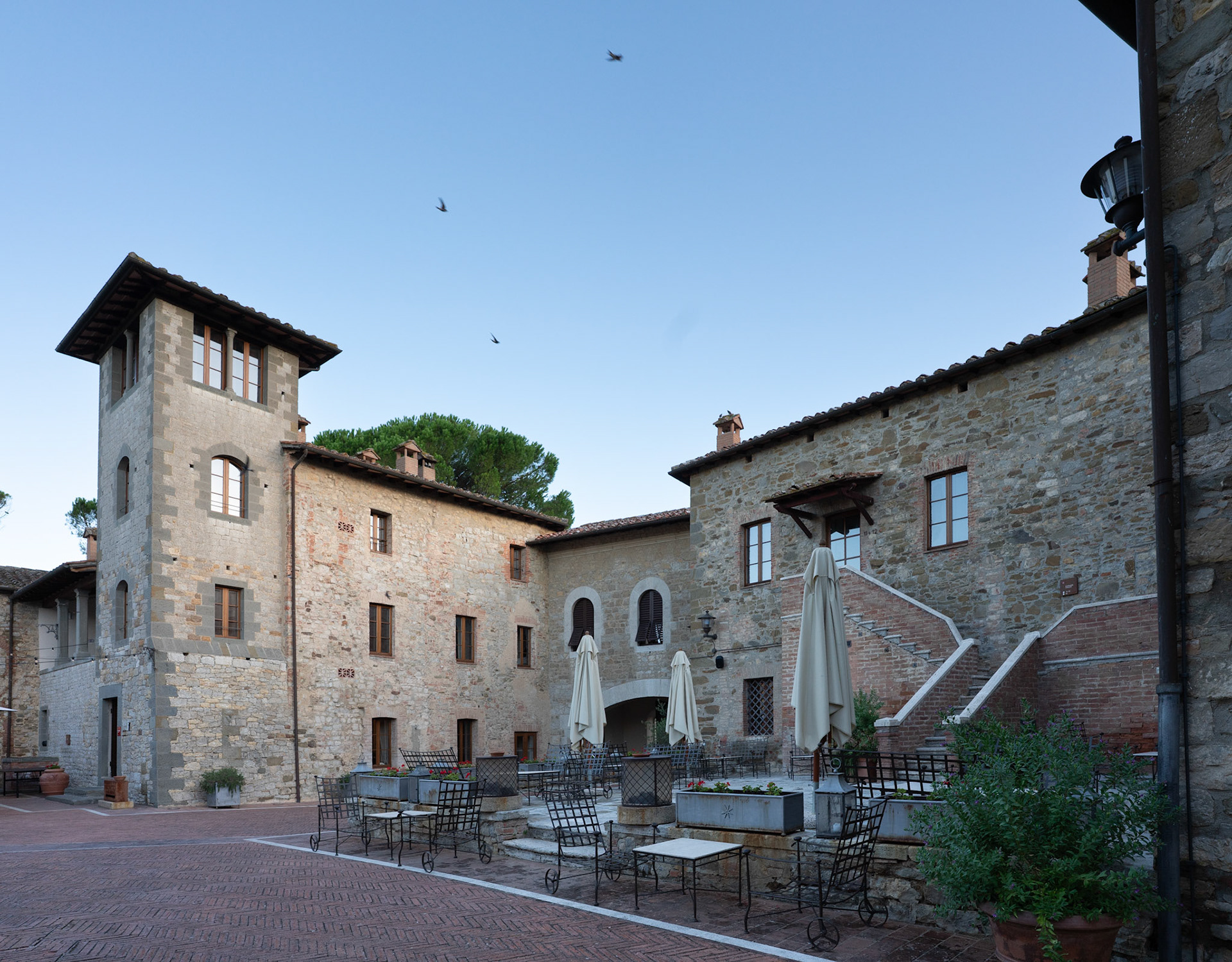 Castel Monastero