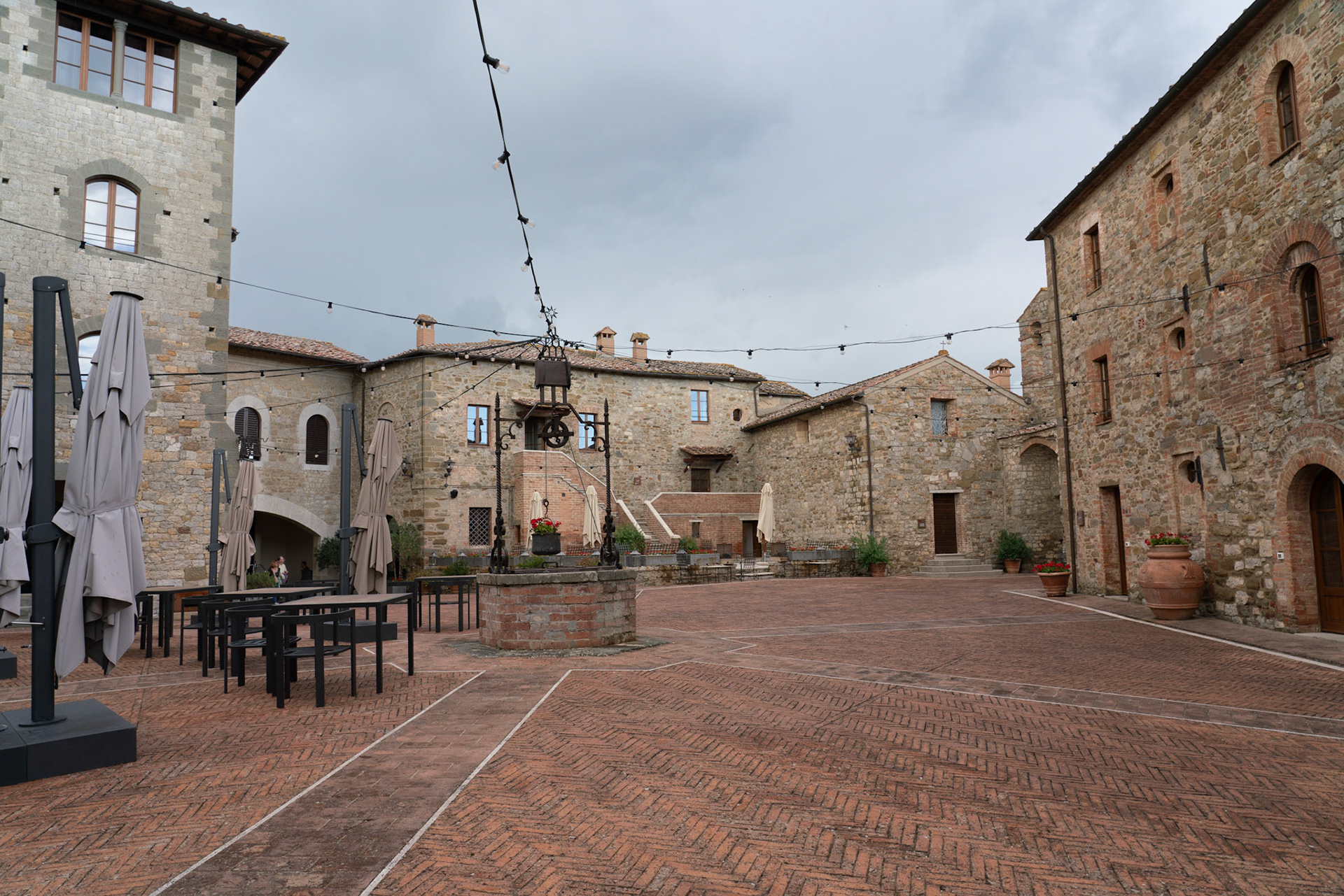 Castel Monastero