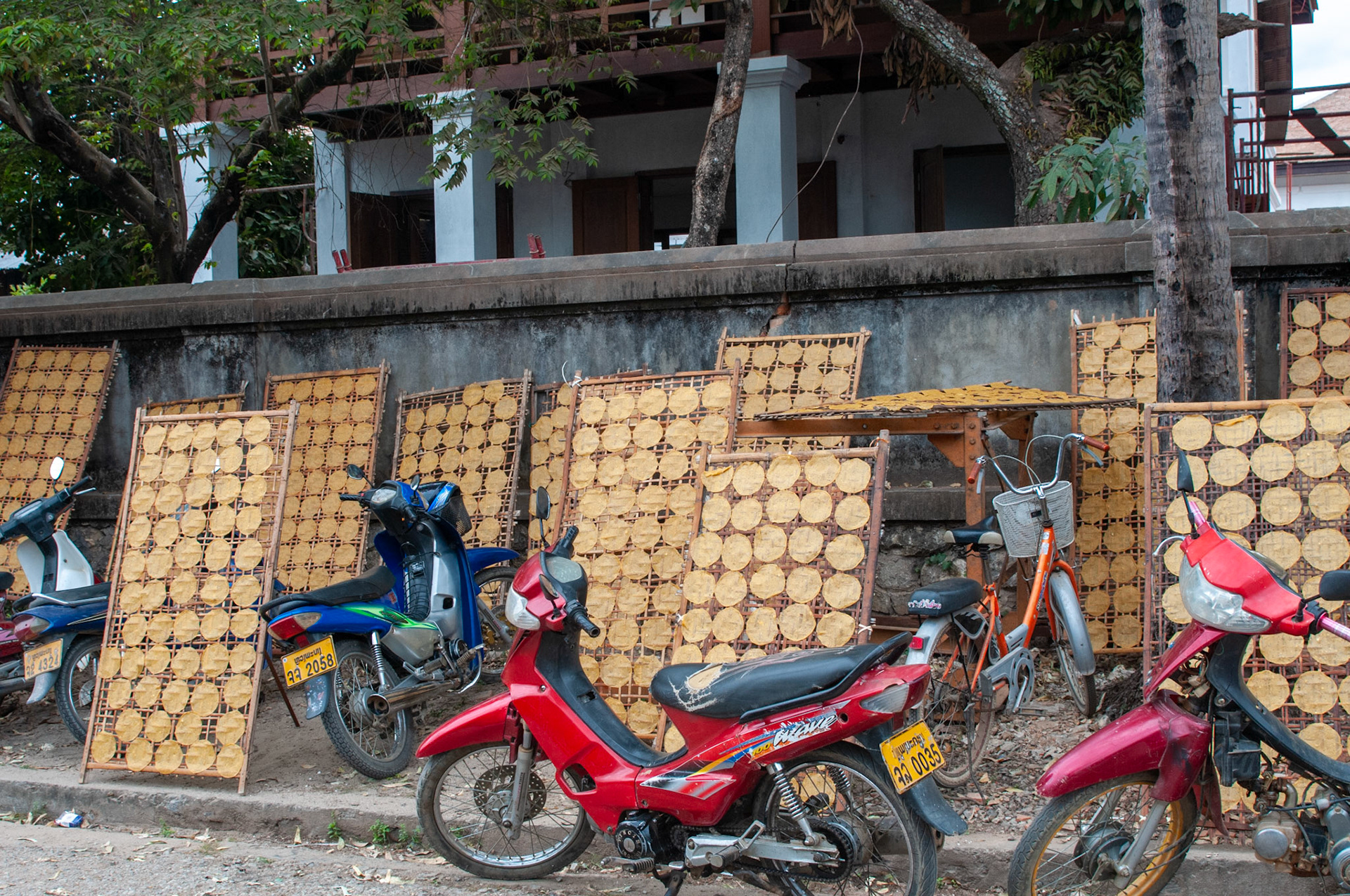 Drying Racks for Rice Cakes