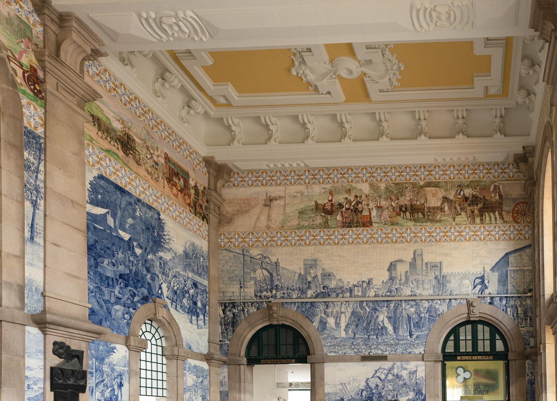 São Bento railway station, Porto