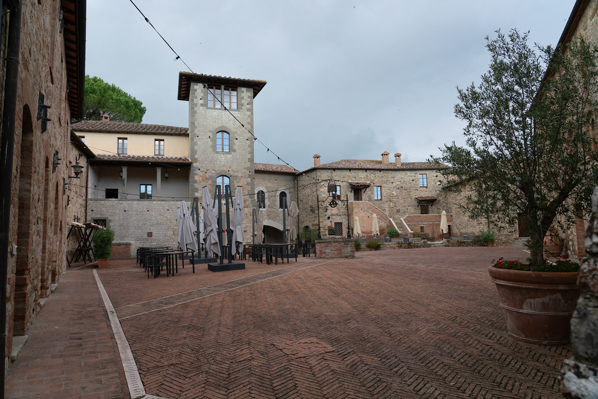Castel Monastero