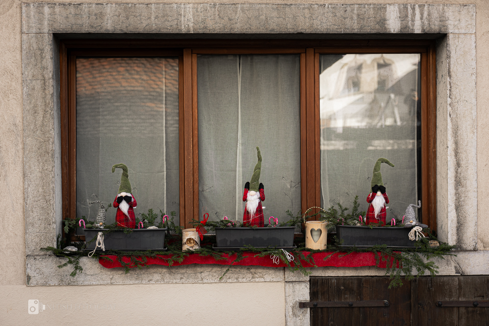 A display of timeless charm, blending tradition with modern streetscapes