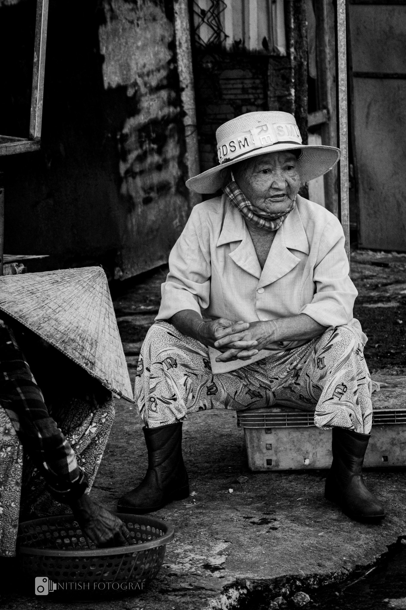 Wisdom in stillness – an enduring presence amid the passage of time