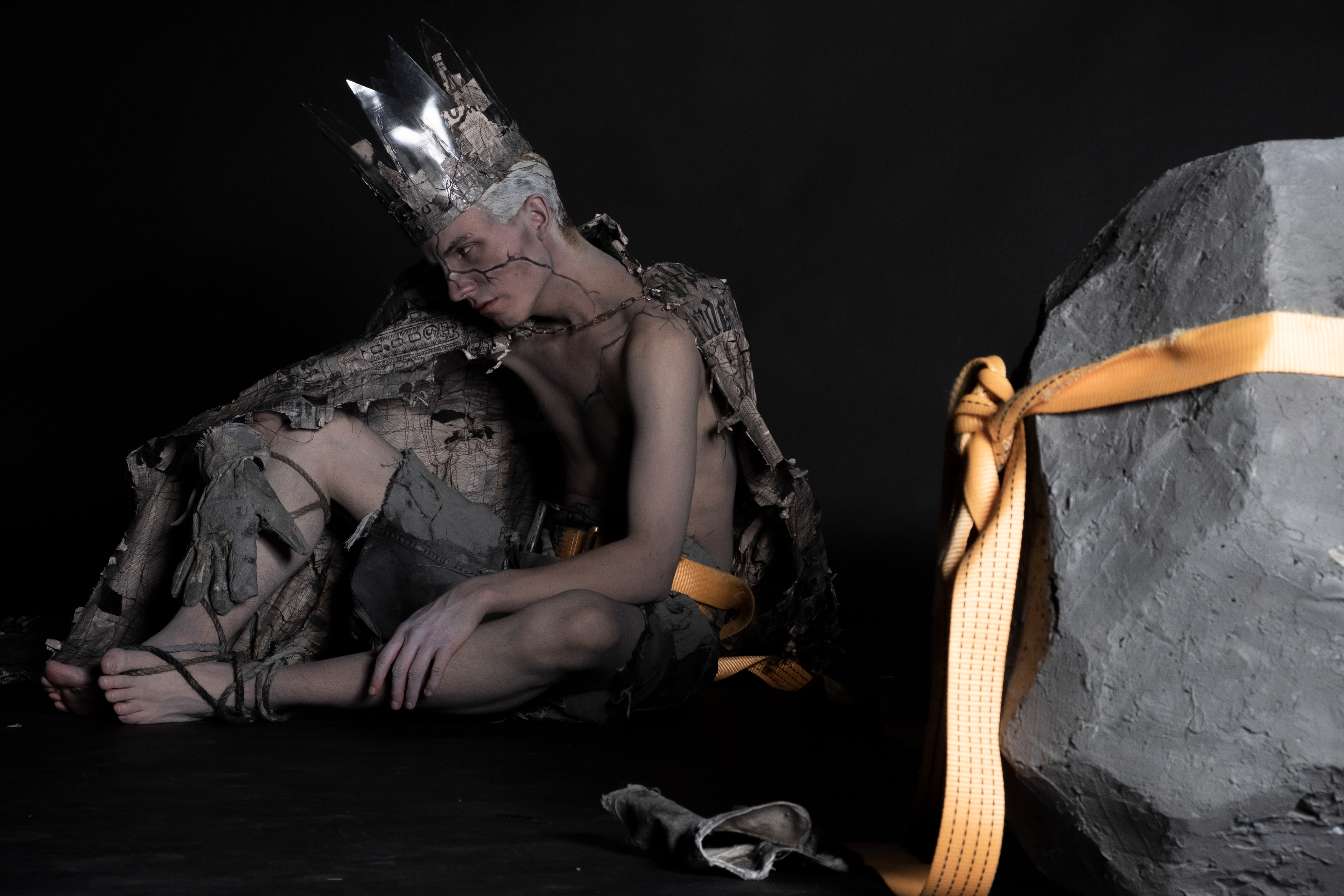 model: adam franz winter, photographer: linus kempa, designer: meike lütge-kalberlah