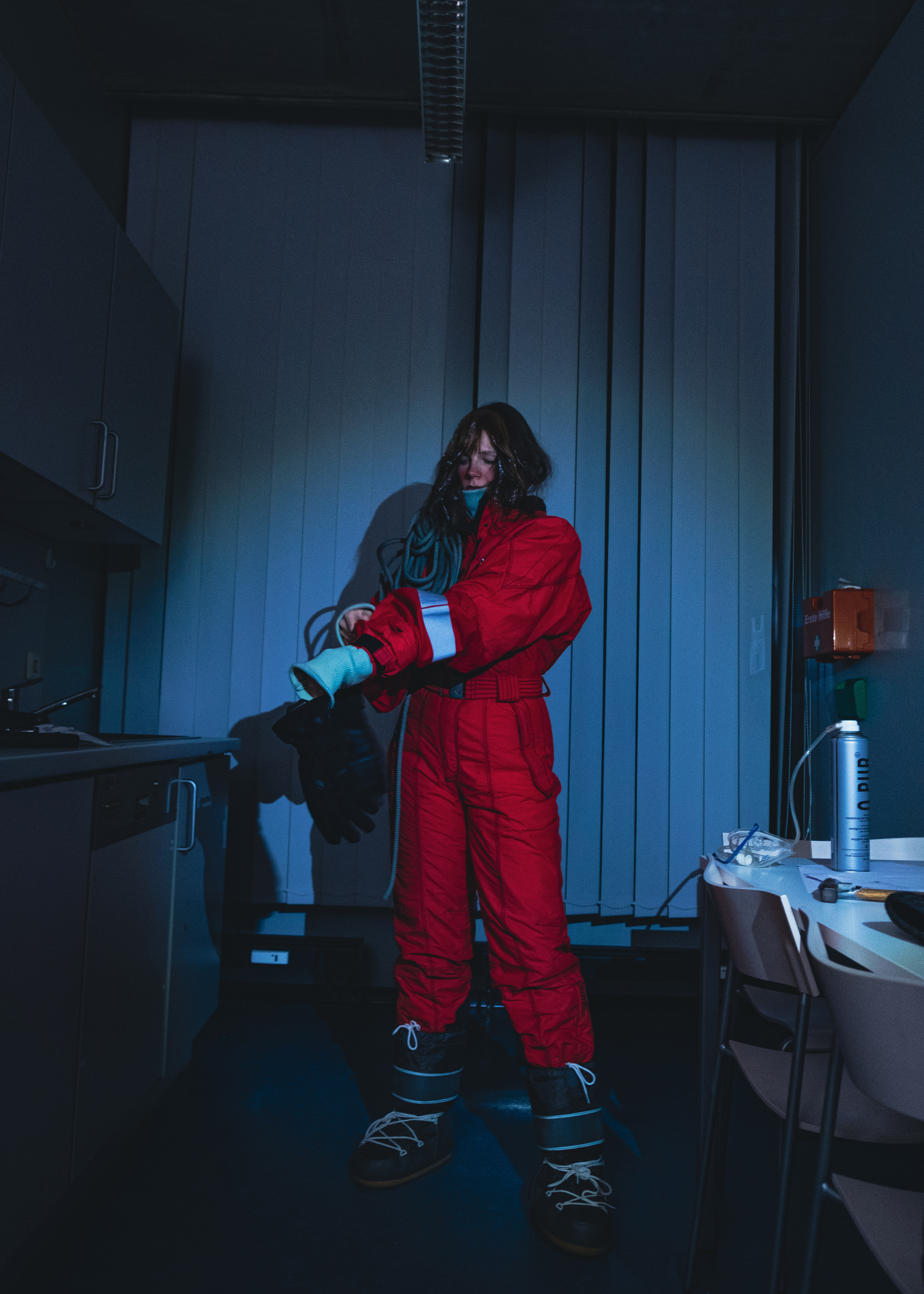 model: nina nienhaus, photographer: linus kempa, designer: meike lütge-kalberlah
