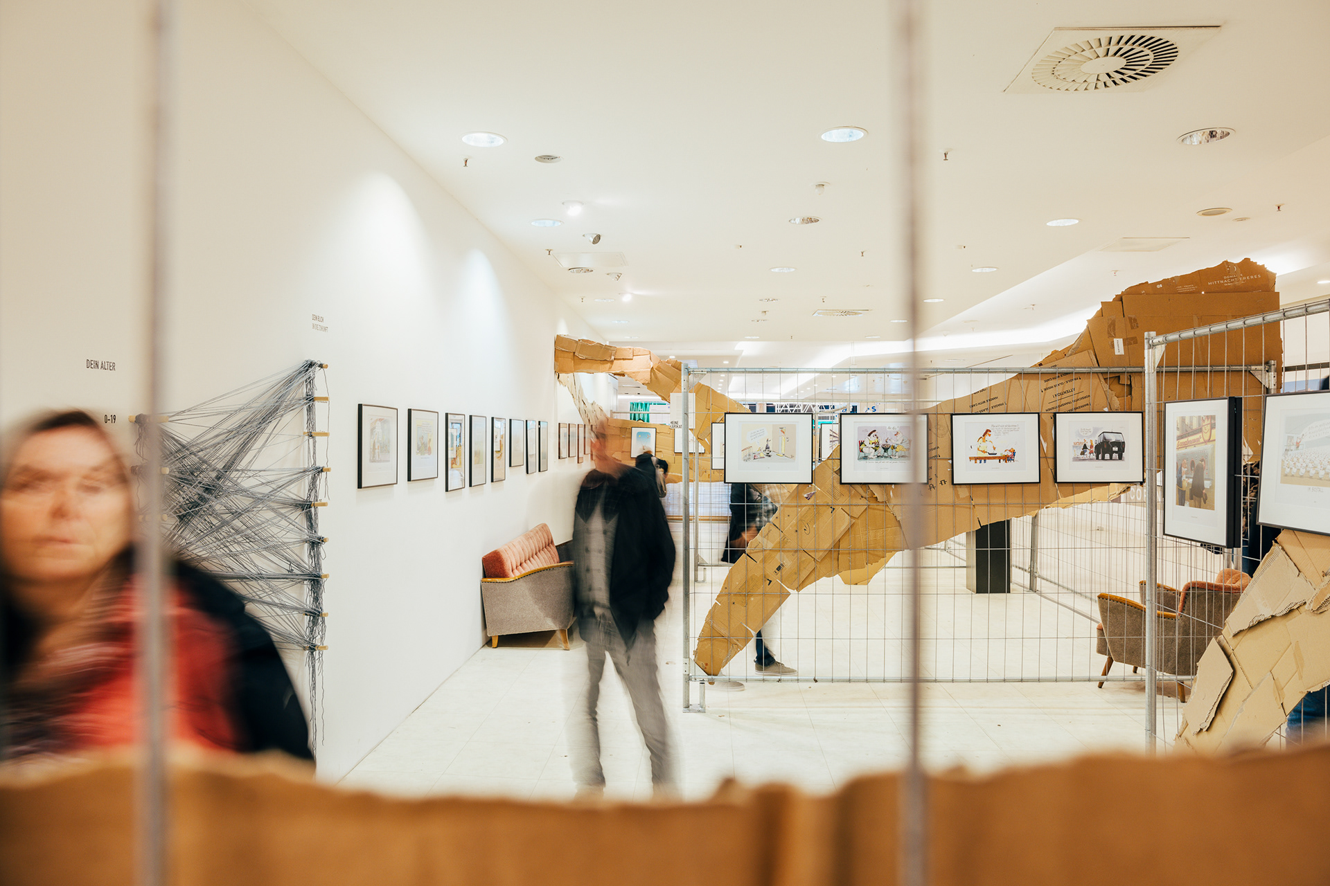 "glänzende Aussichten" im aufHof Hannover; Photographer: Moritz Peters