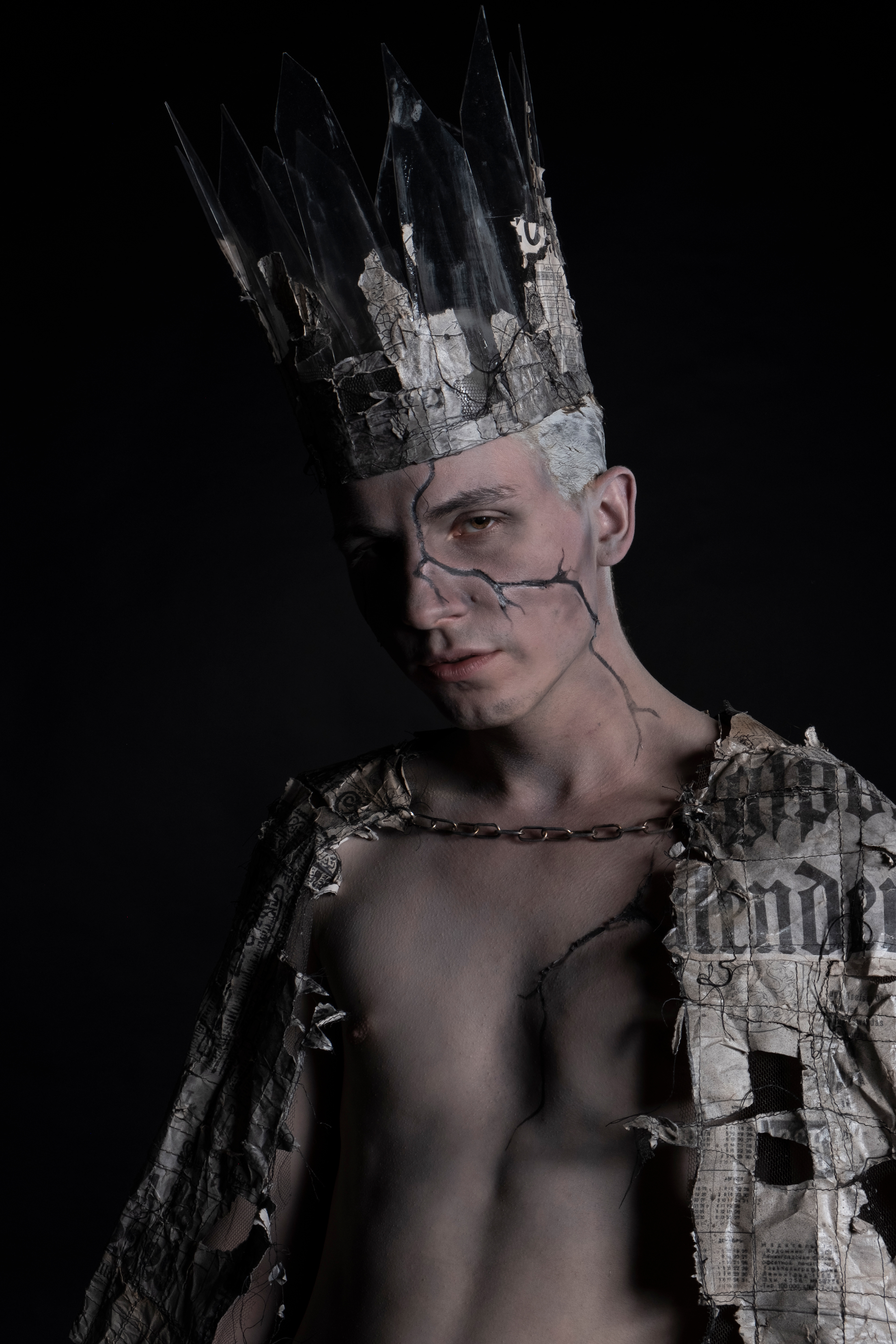 model: adam franz winter, photographer: linus kempa, designer: meike lütge-kalberlah
