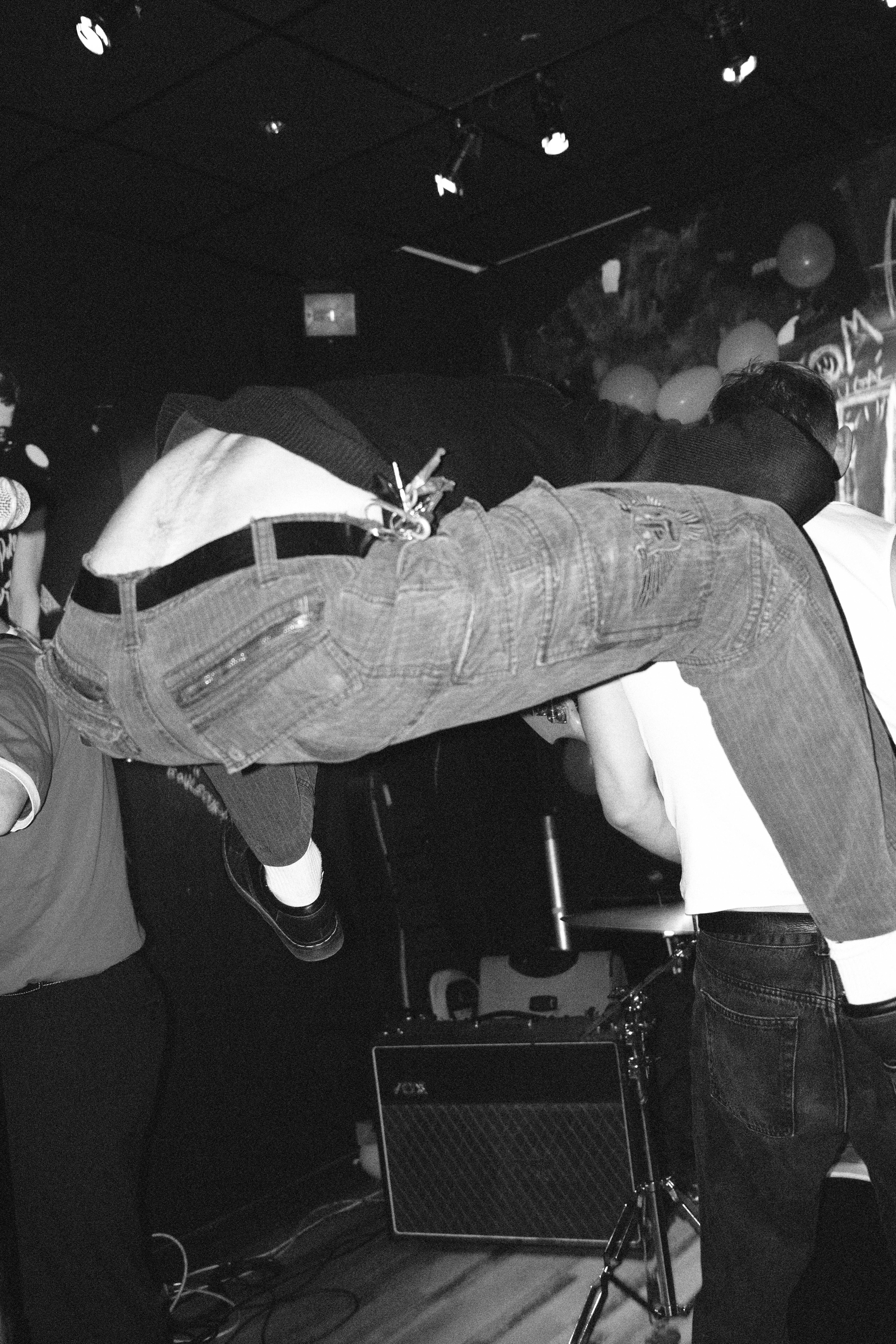 FREE ZORBA THE HOOLIGAN - L'INTERNATIONAL, PARIS, FR