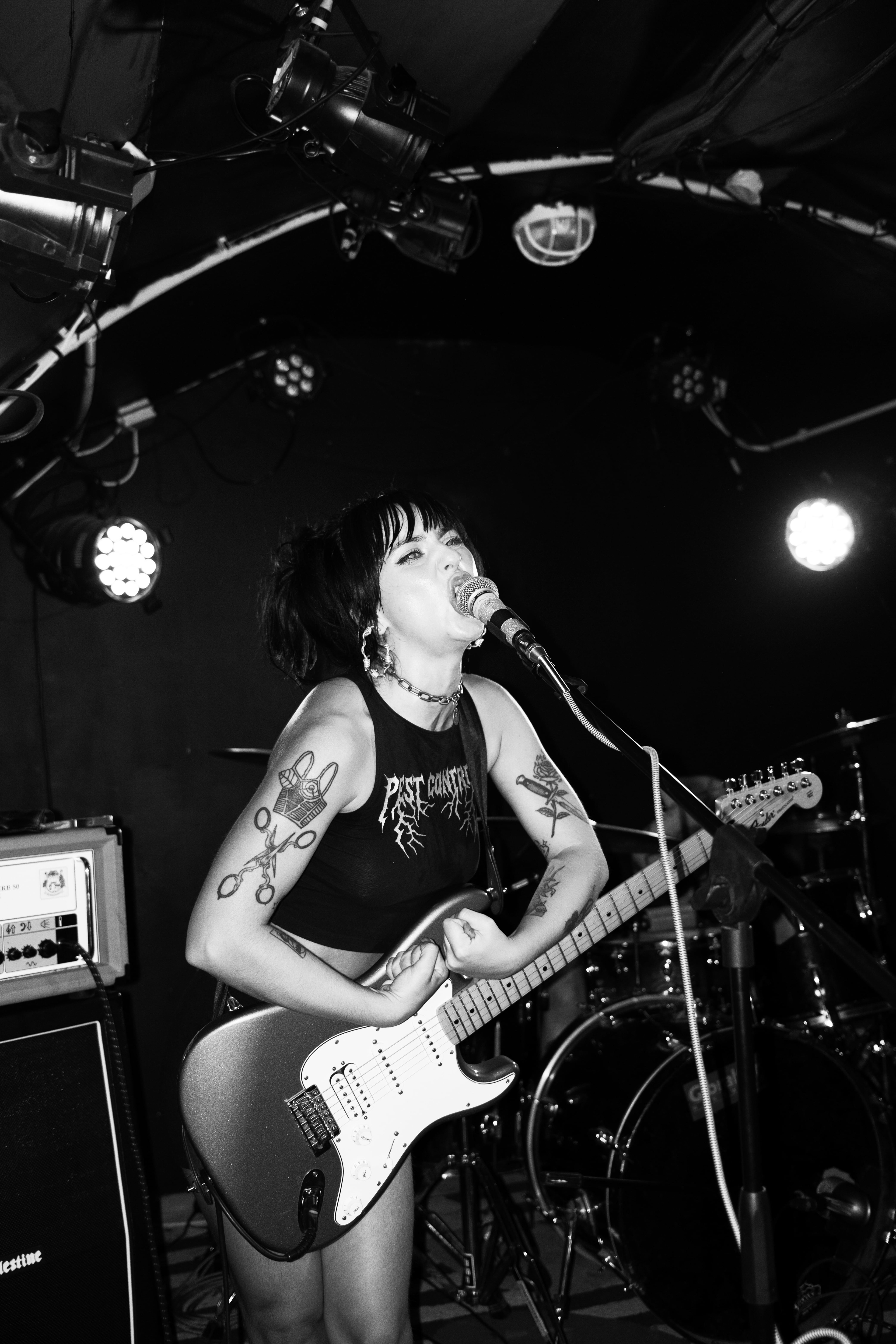 SHOOTING DAGGERS - LA MECANIQUE ONDULATOIRE, PARIS, FR