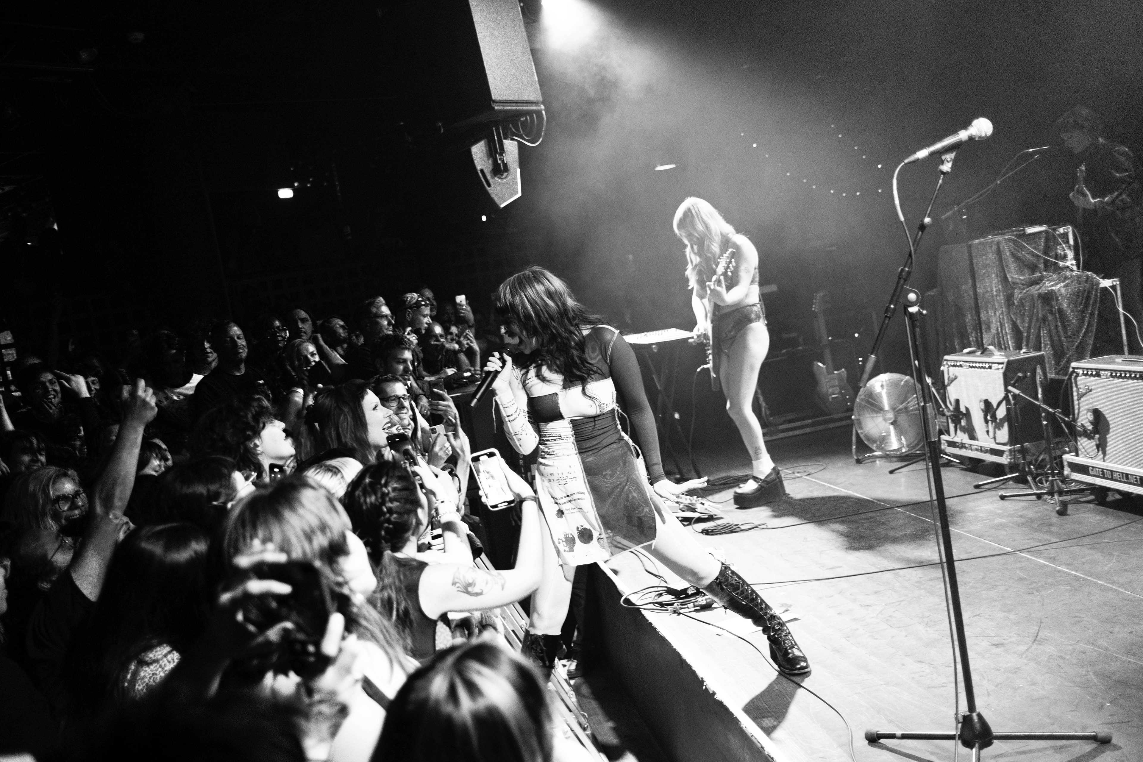  MANNEQUIN PUSSY - LE TRABENDO PARIS