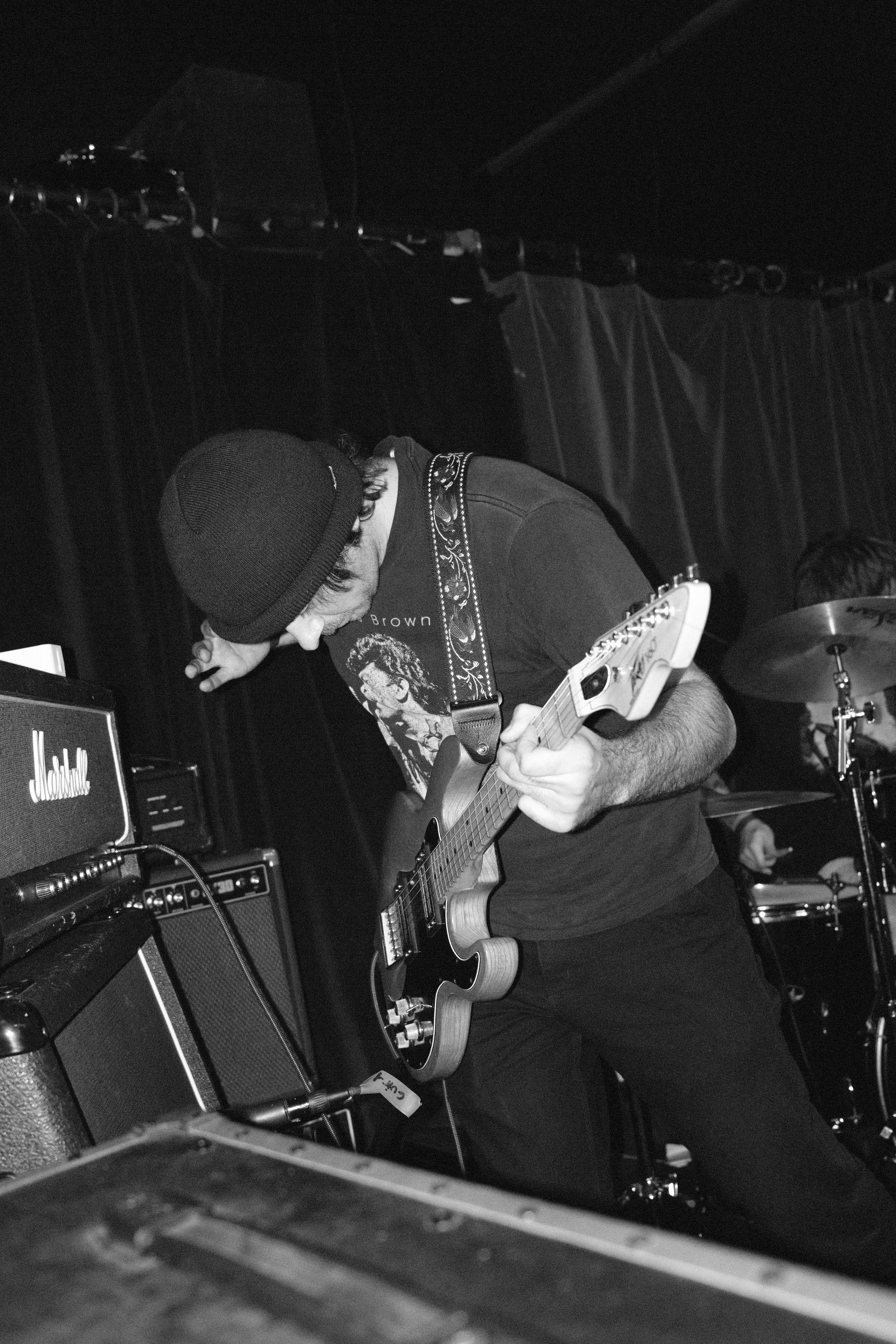 PROSTITUTE - LE CHINOIS MONTREUIL