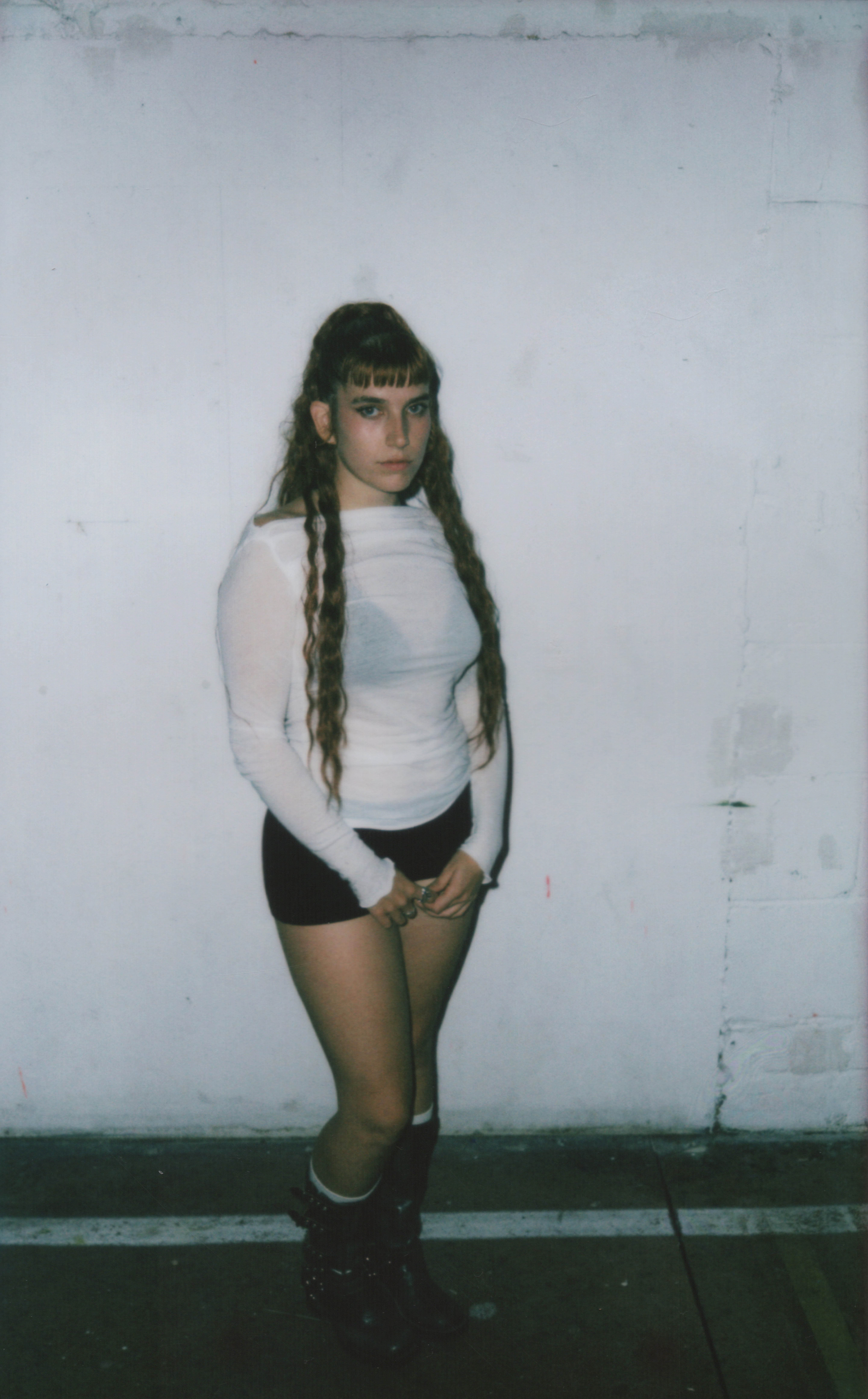 TWIN BLADE - PRESS SHOT