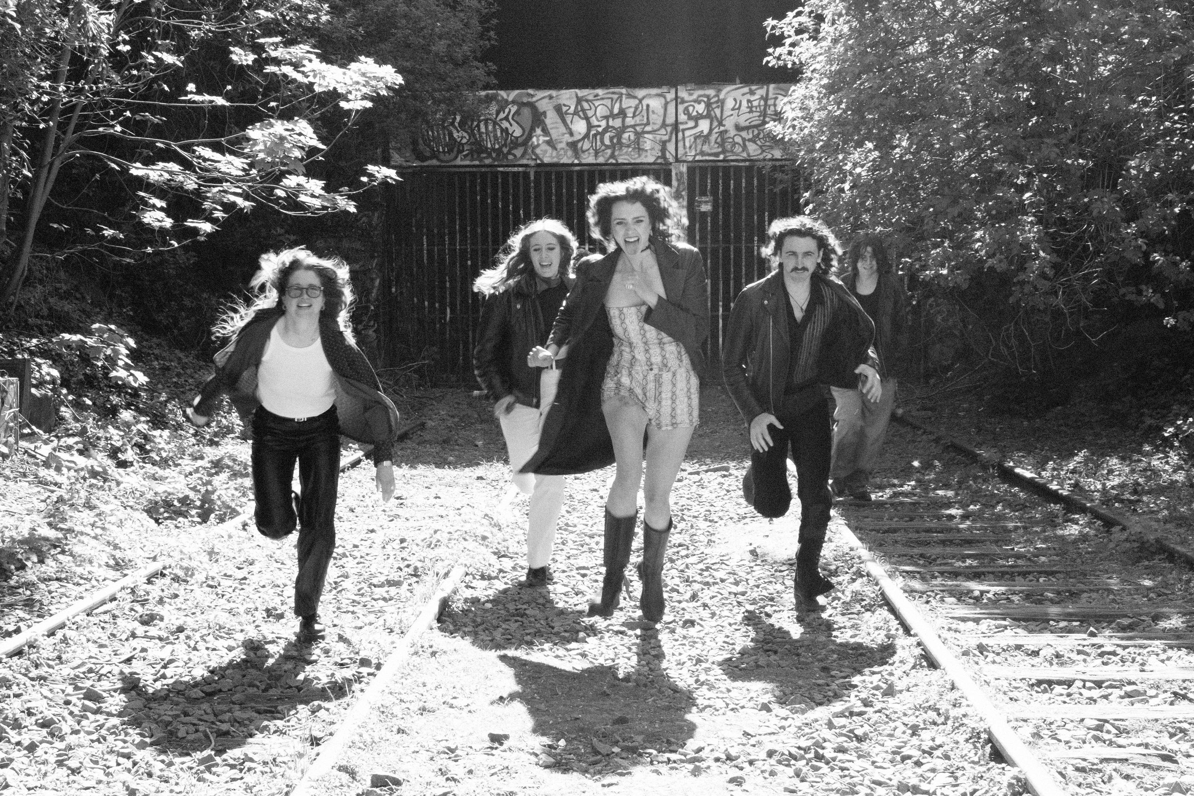 CHERI CHERI - NOIZE ISSUE 1