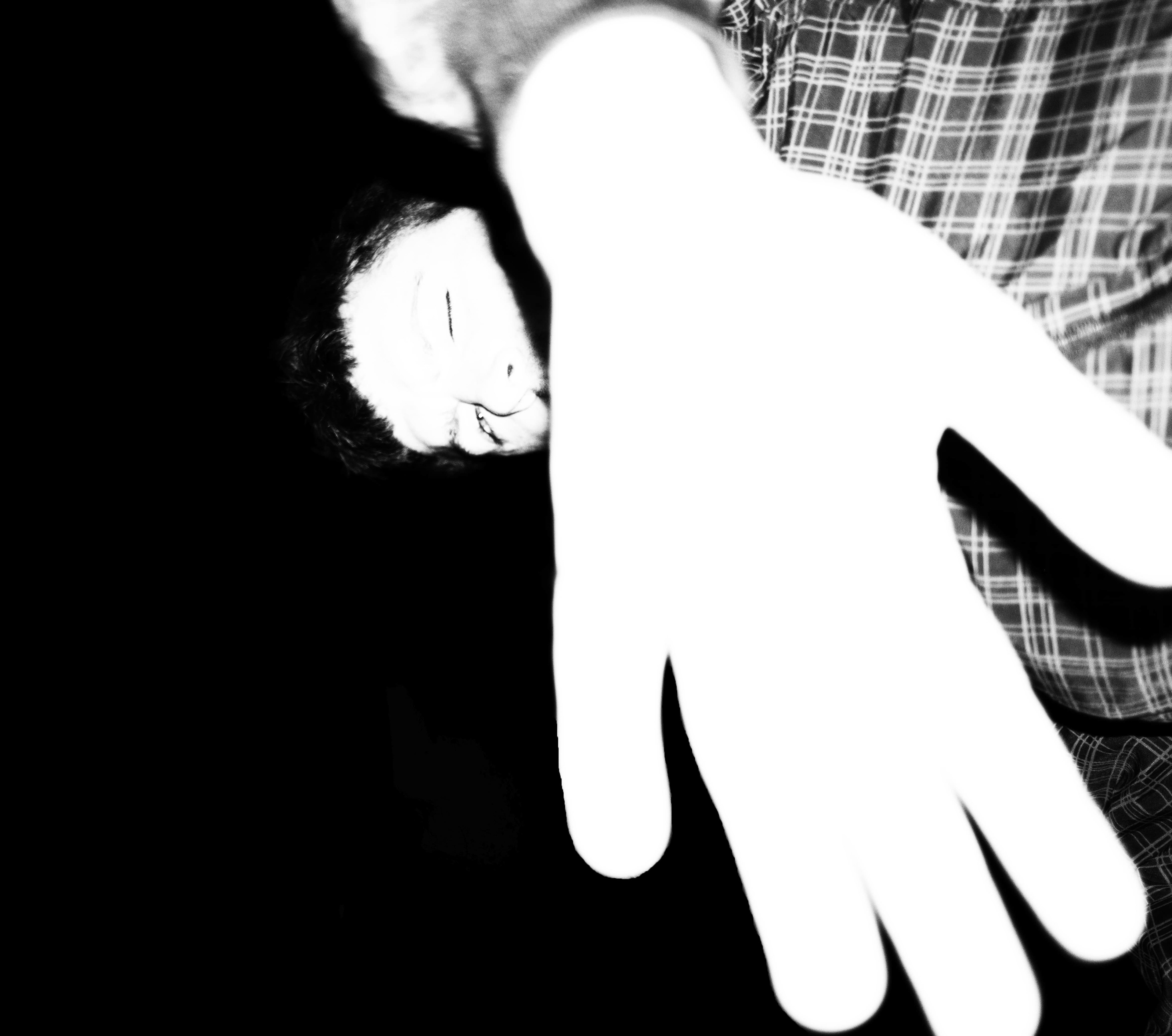 NIKO MAY - PRESS SHOT