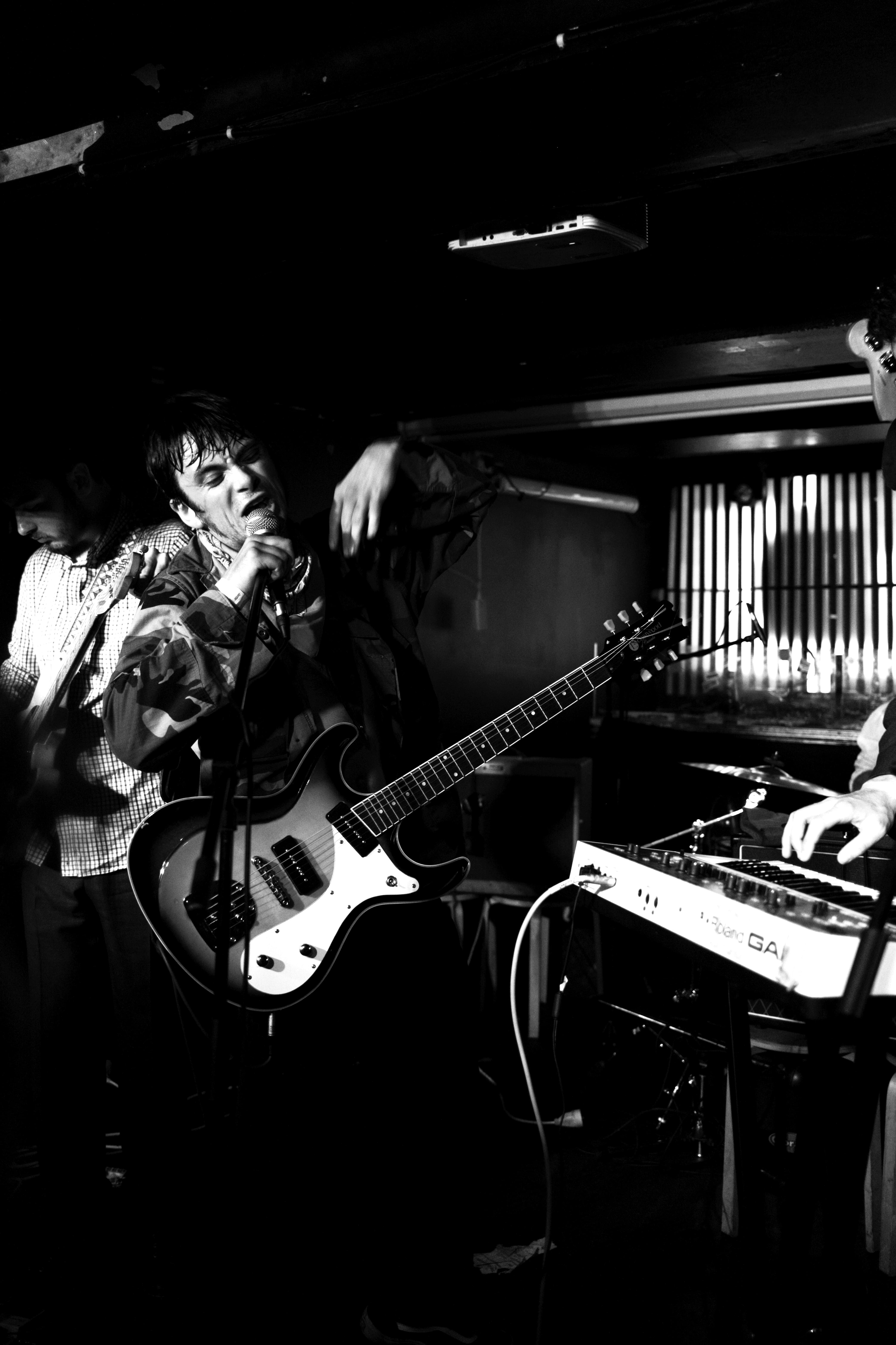 HOUSE ARREST - LA JAVA PARIS