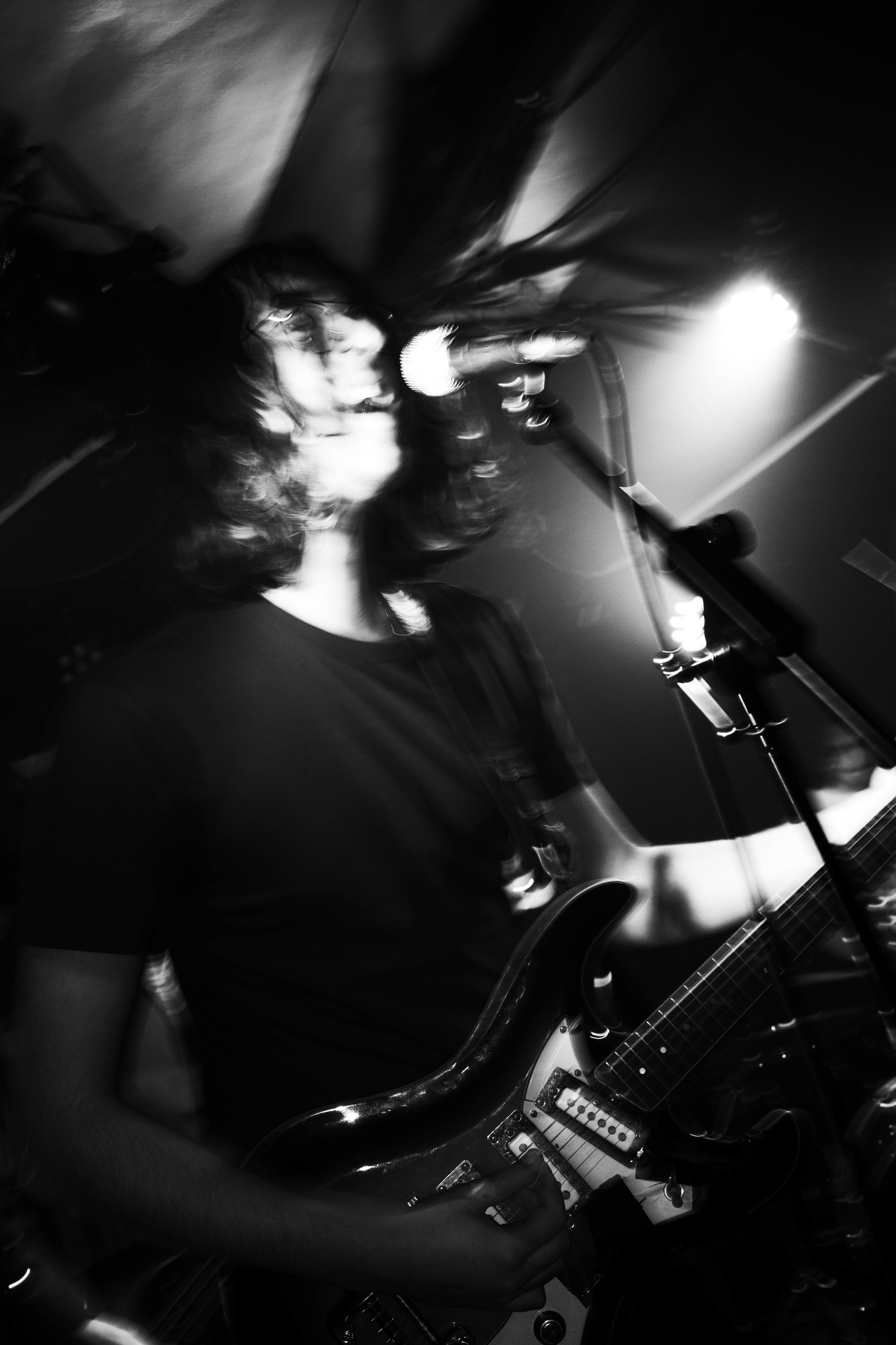 SPANISH HORSES - NOIZE ISSUE 1