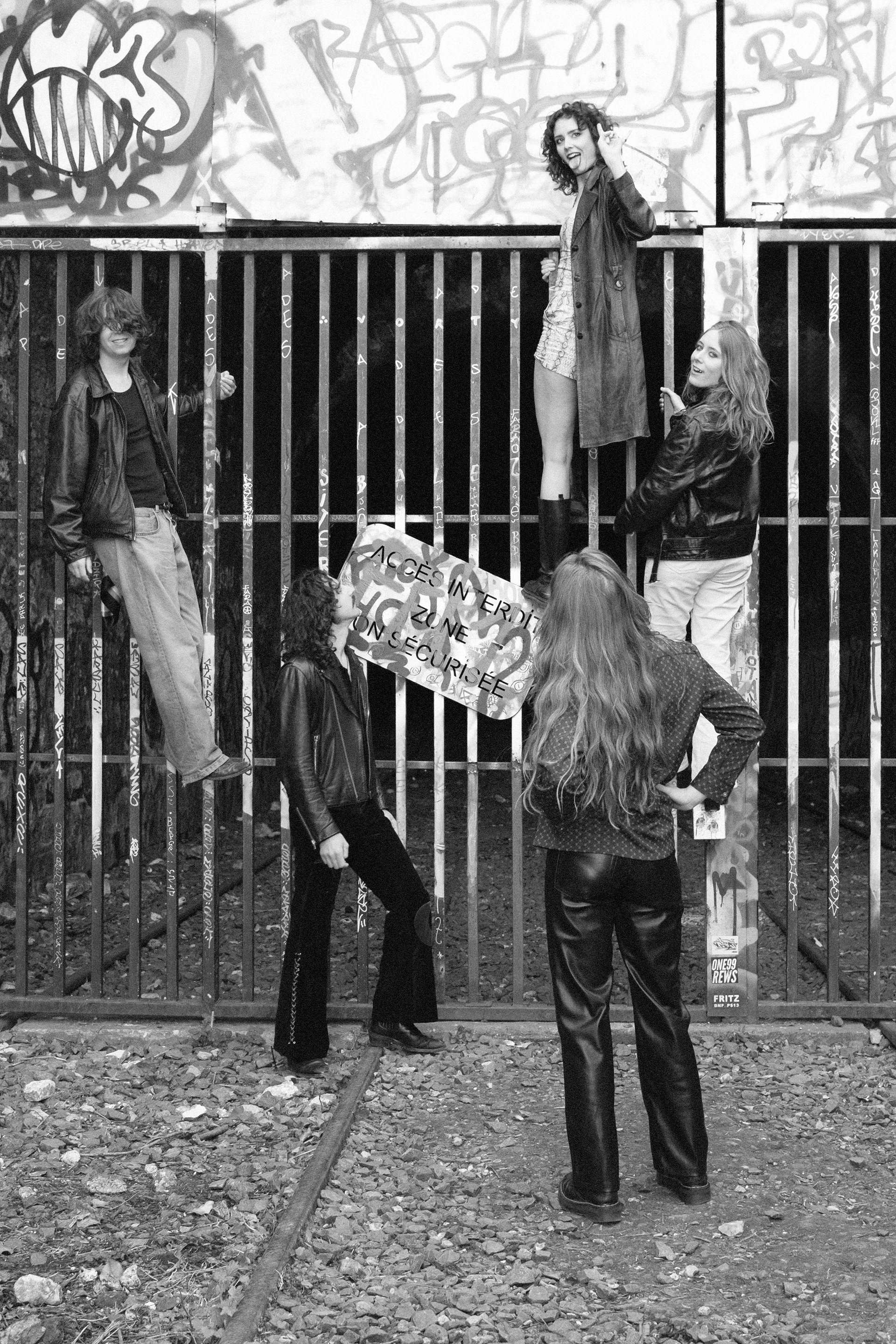 CHERI CHERI - NOIZE ISSUE 1