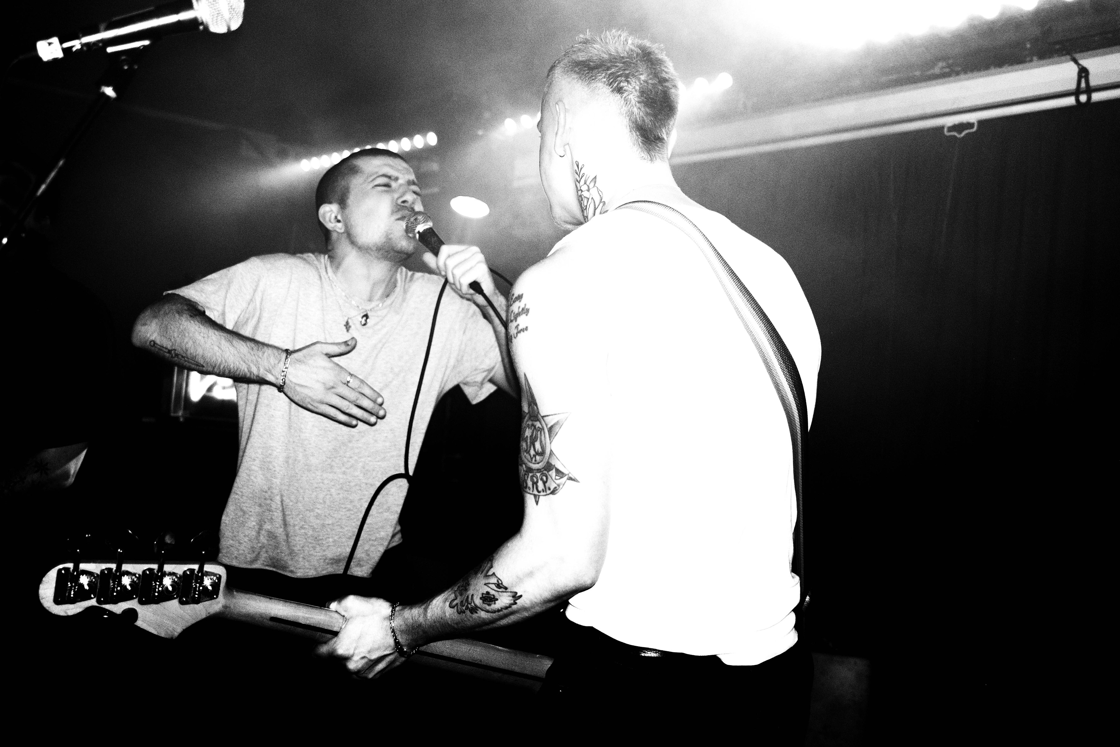 FREE ZORBA THE HOOLIGAN - PAPER DRESS VINTAGE LONDON