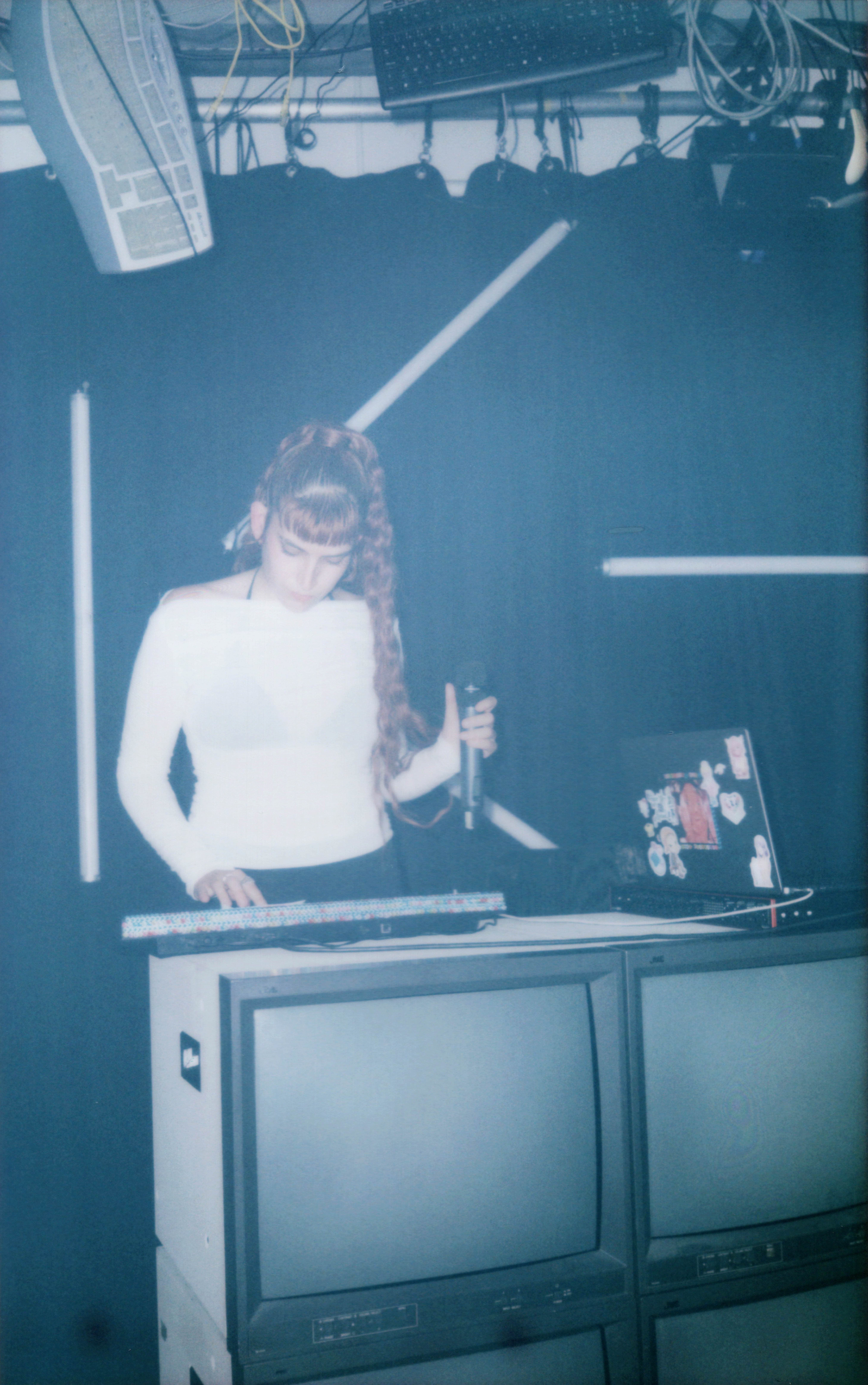 TWIN BLADE - BRUSSELS