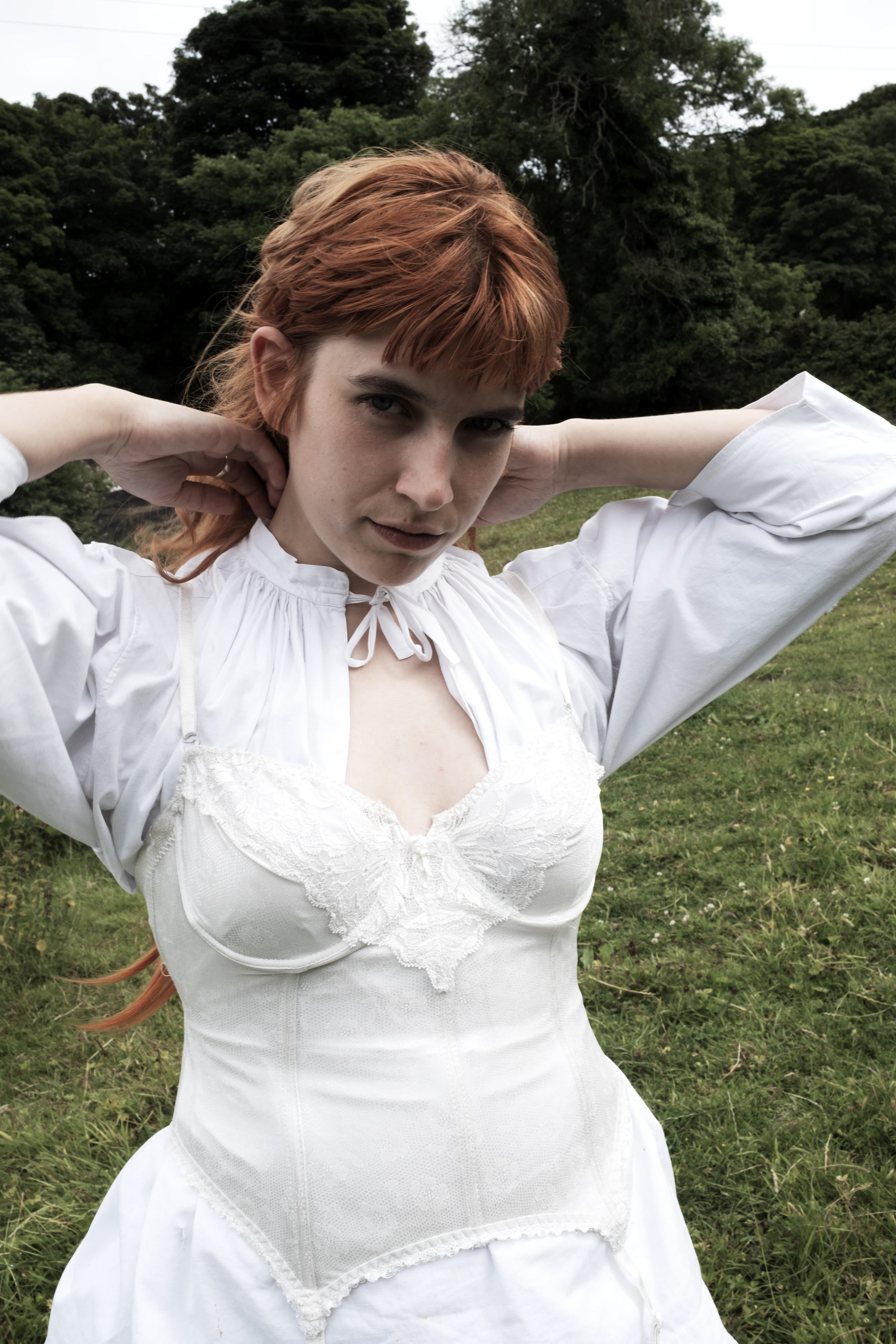 TWIN BLADE - PRESS SHOT