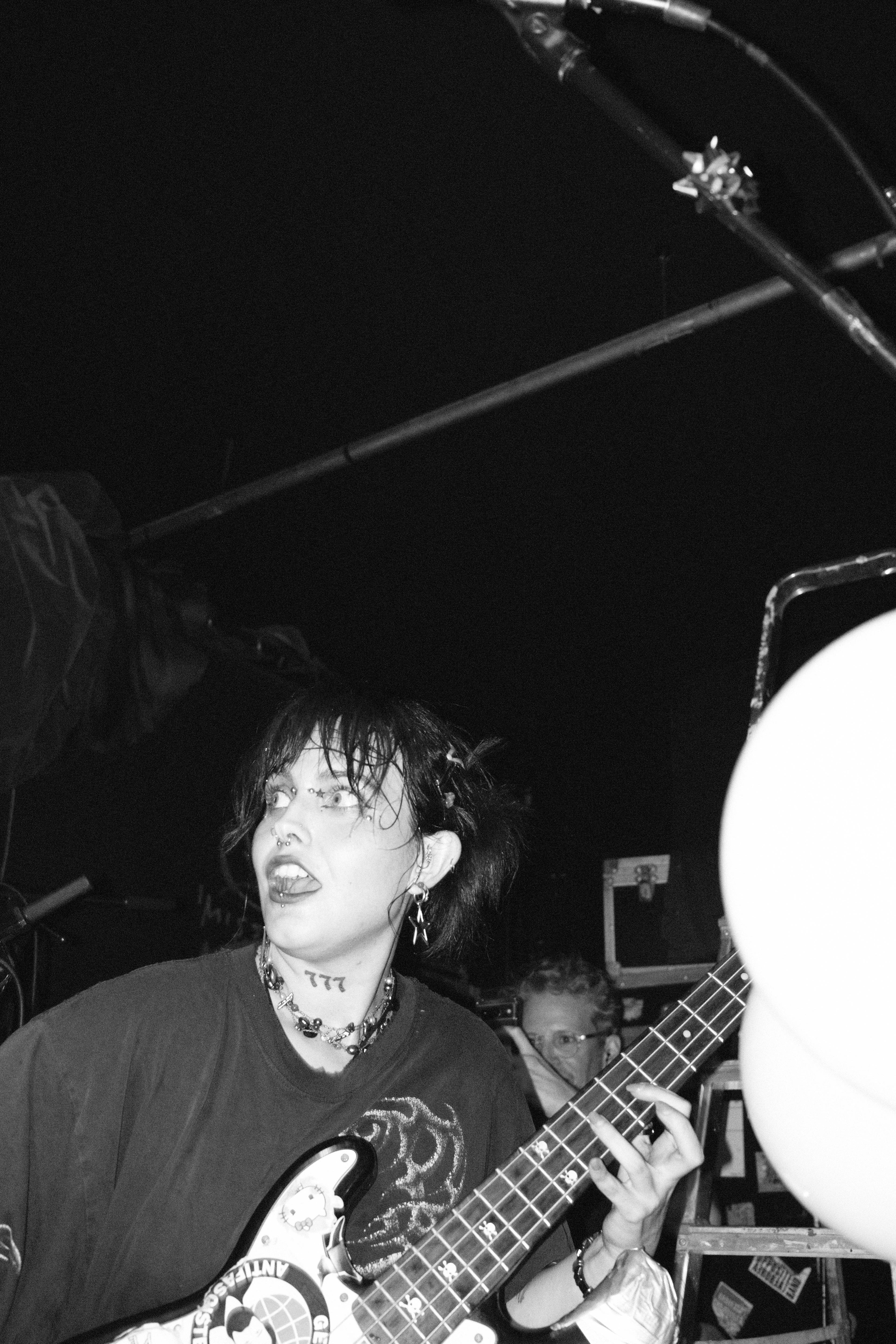 SPAGHETTI SLUTS - LE CHINOIS MONTREUIL